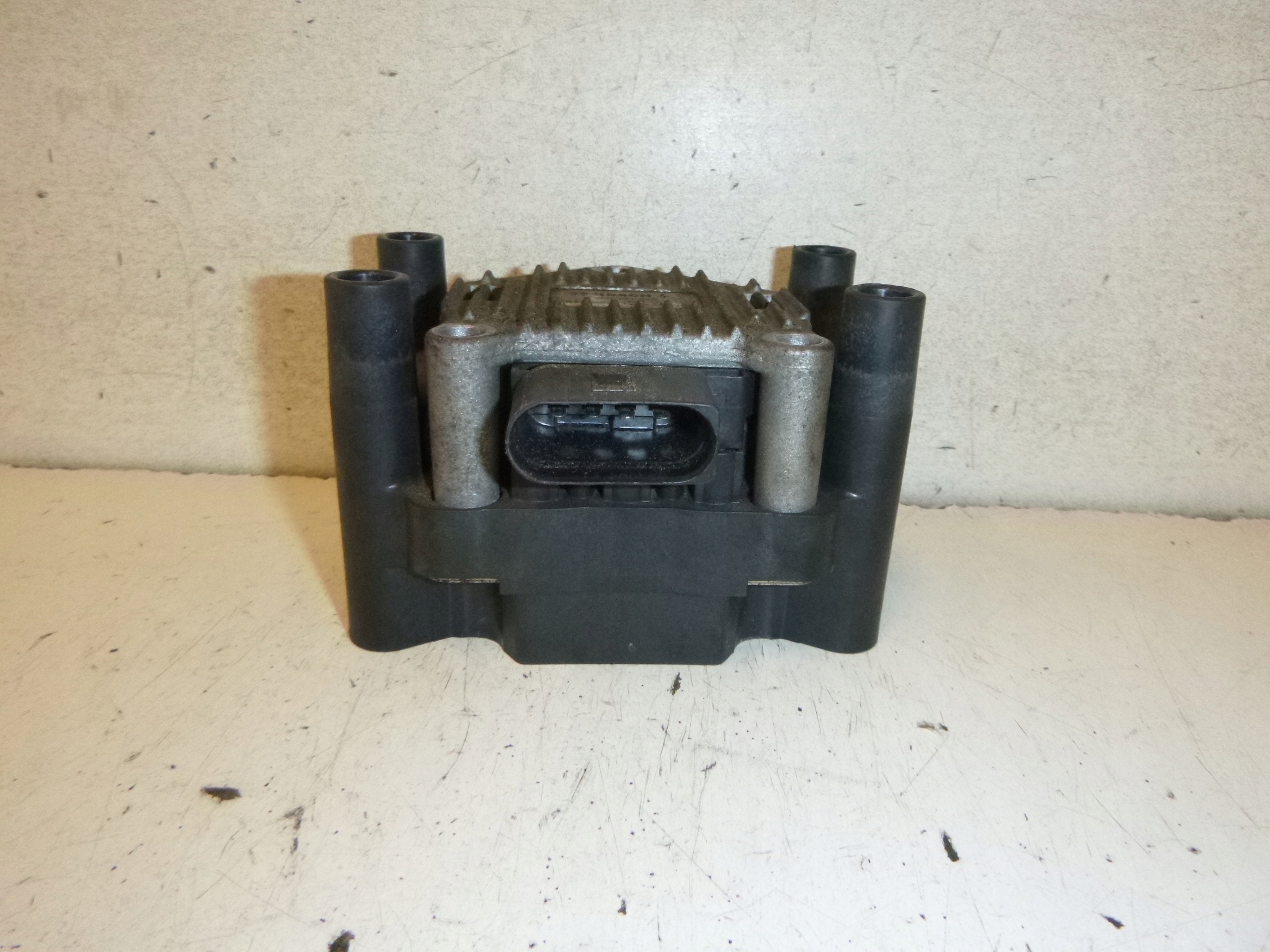 coil ignition Skoda Octavia 2.0 0986221048