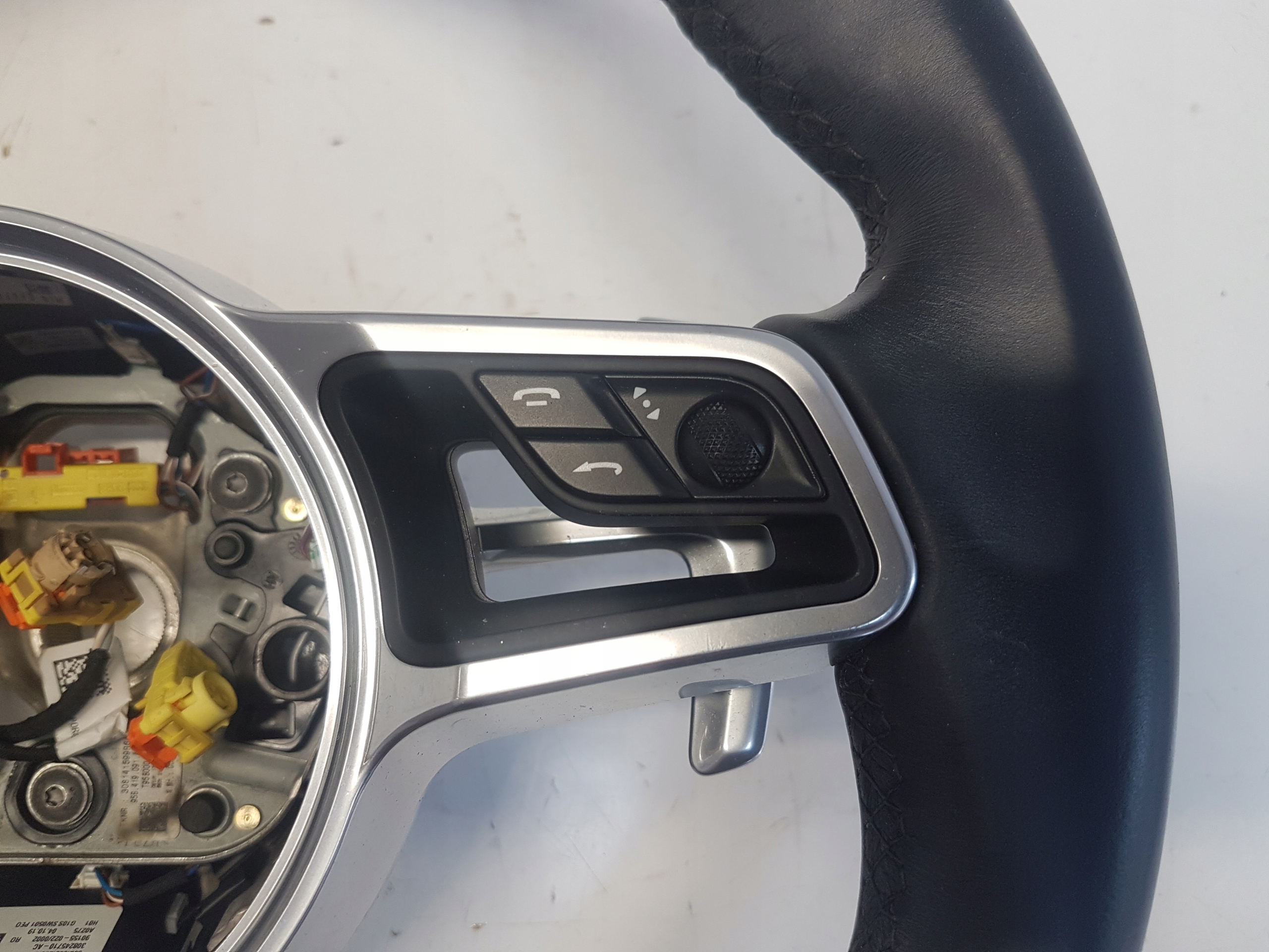 PORSCHE MACAN LIFT 95B lenkrad multimedialna