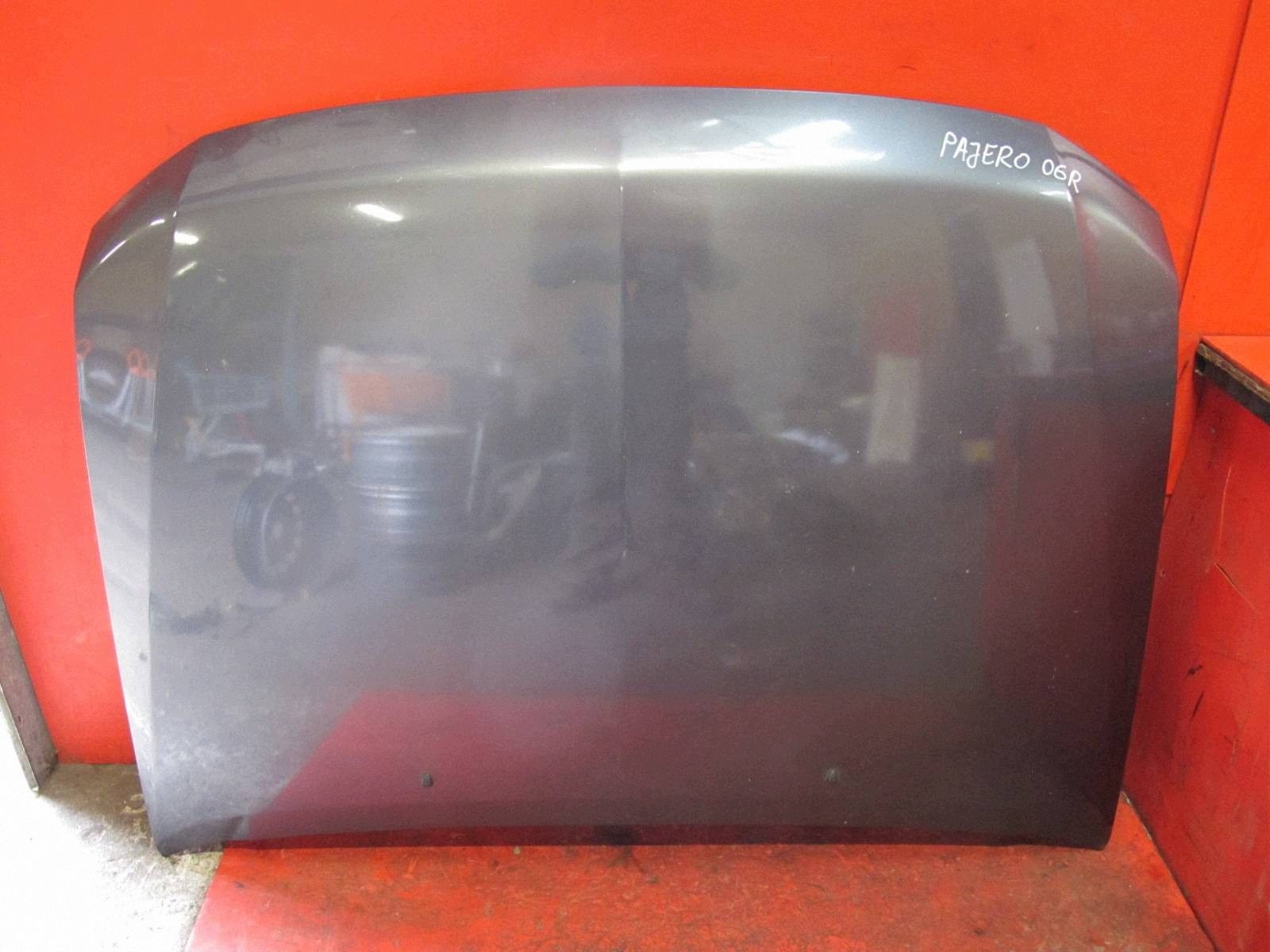 MITSUBISHI PAJERO IV 06- bonnet front front grey A72