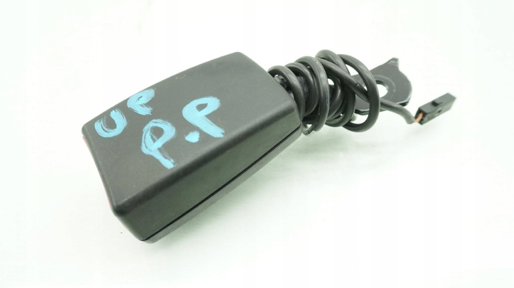 vw UP ремень безопасности правый перед 1S0857756