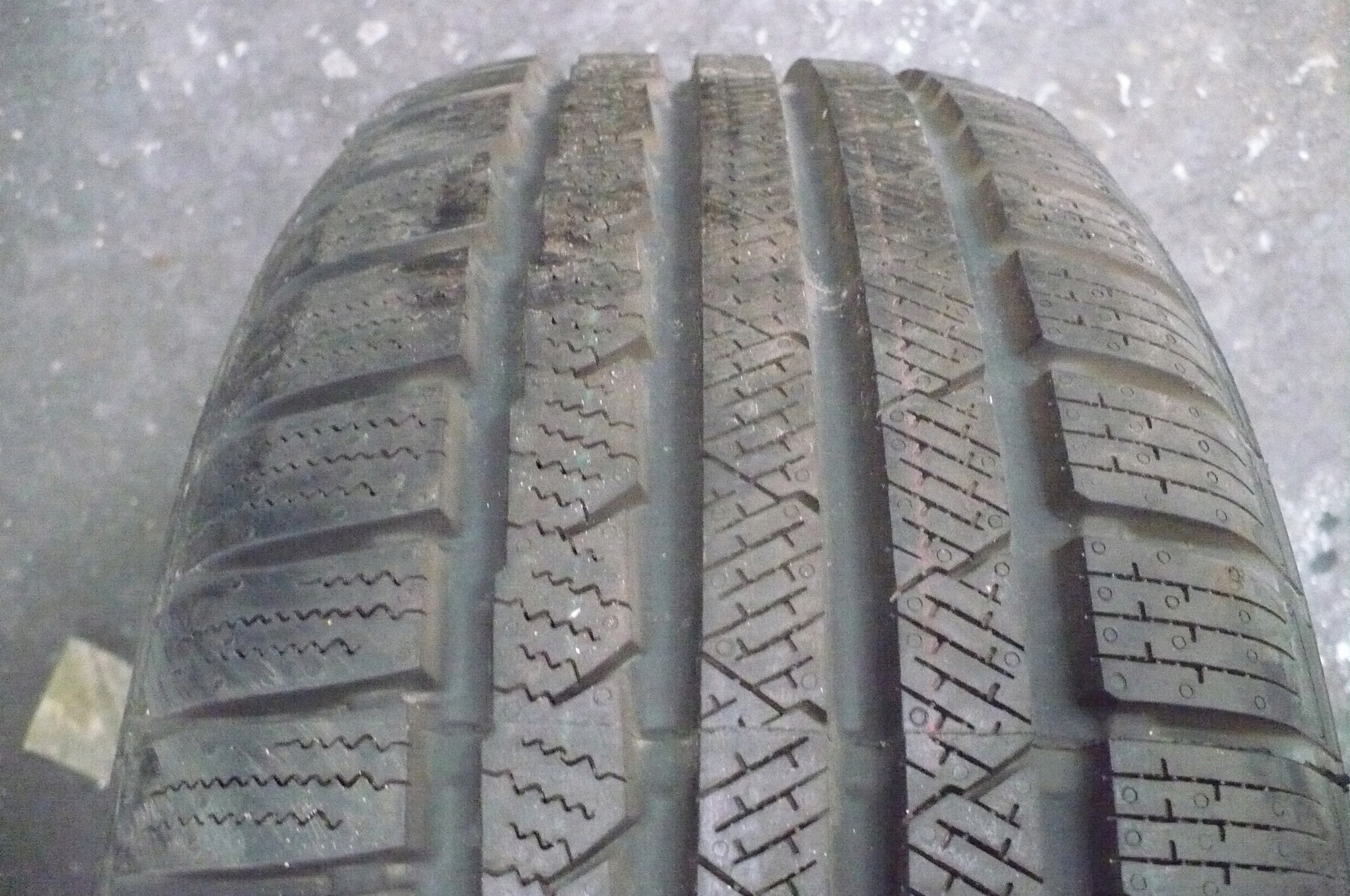 Continental Winter Contact TS810S 215/55R16 Novinka