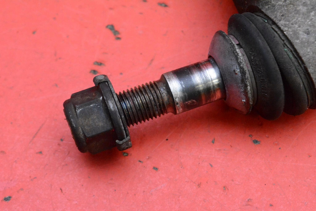 arm right front upper BMW E90 E91 2.0i 129 KM 04-10