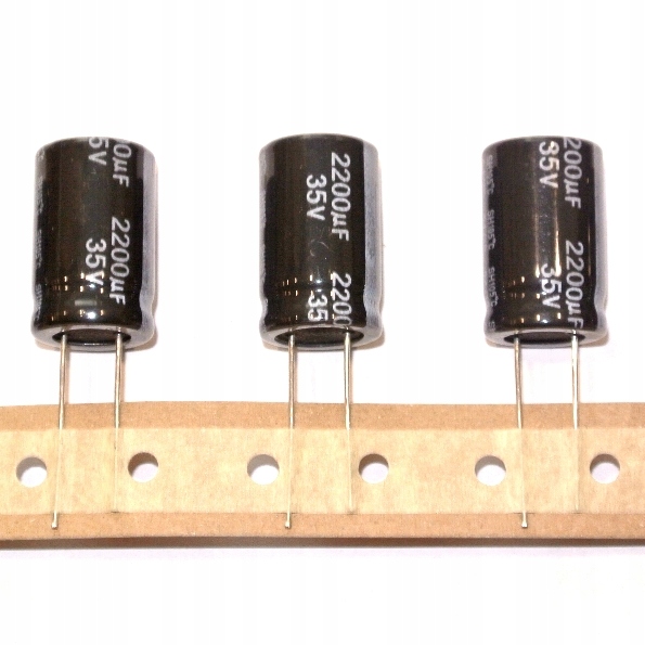 

2200uF 35V 105' 16x25mm Yageo Sh [1szt] #KC81