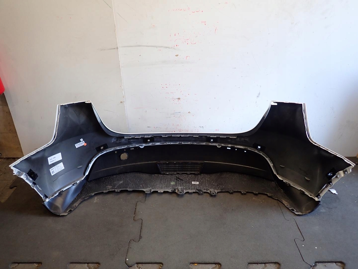 bumper rear part rear TESLA Y 2021- 1687995-00-A