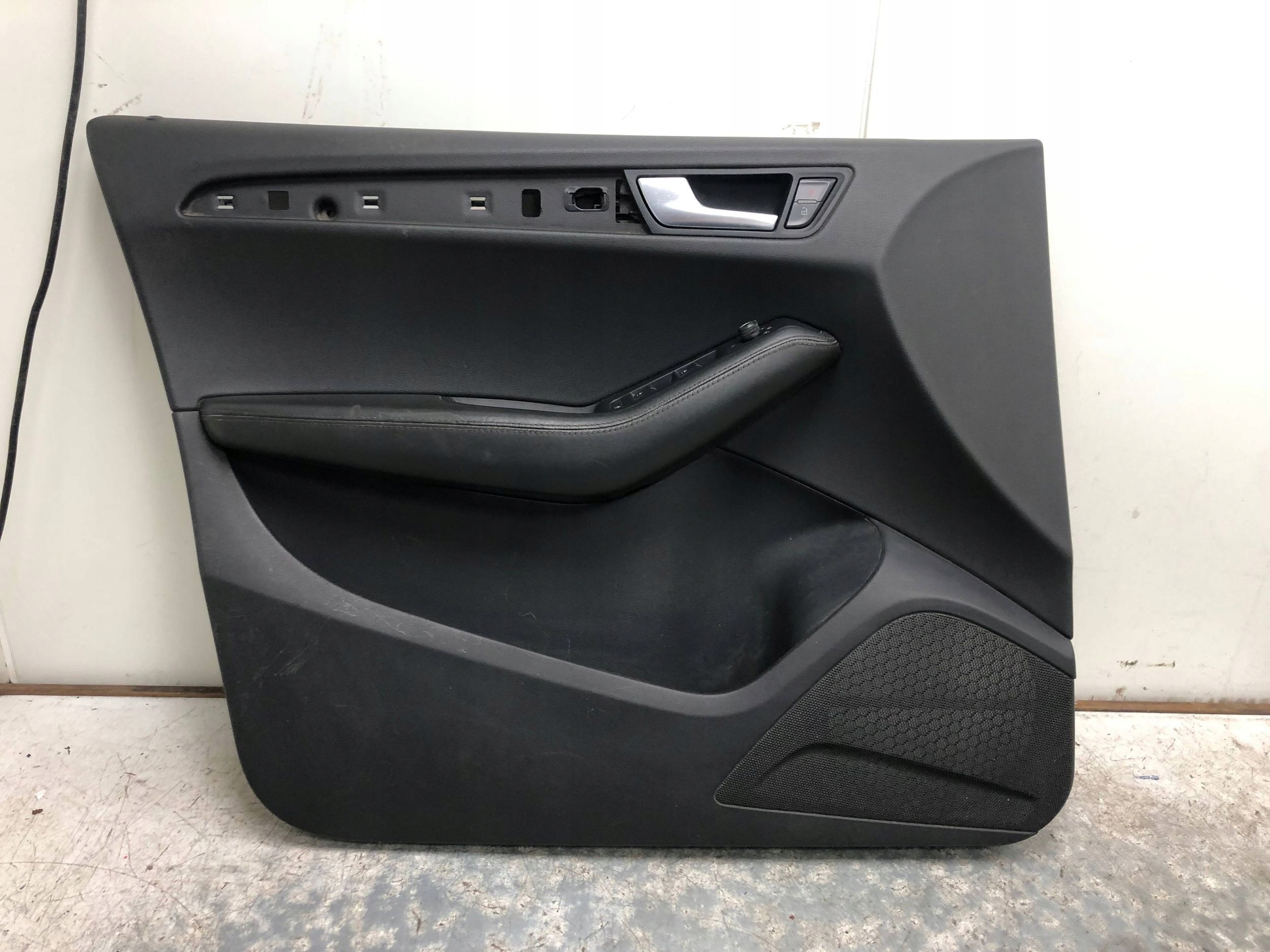 side door left front AUDI Q5 8R