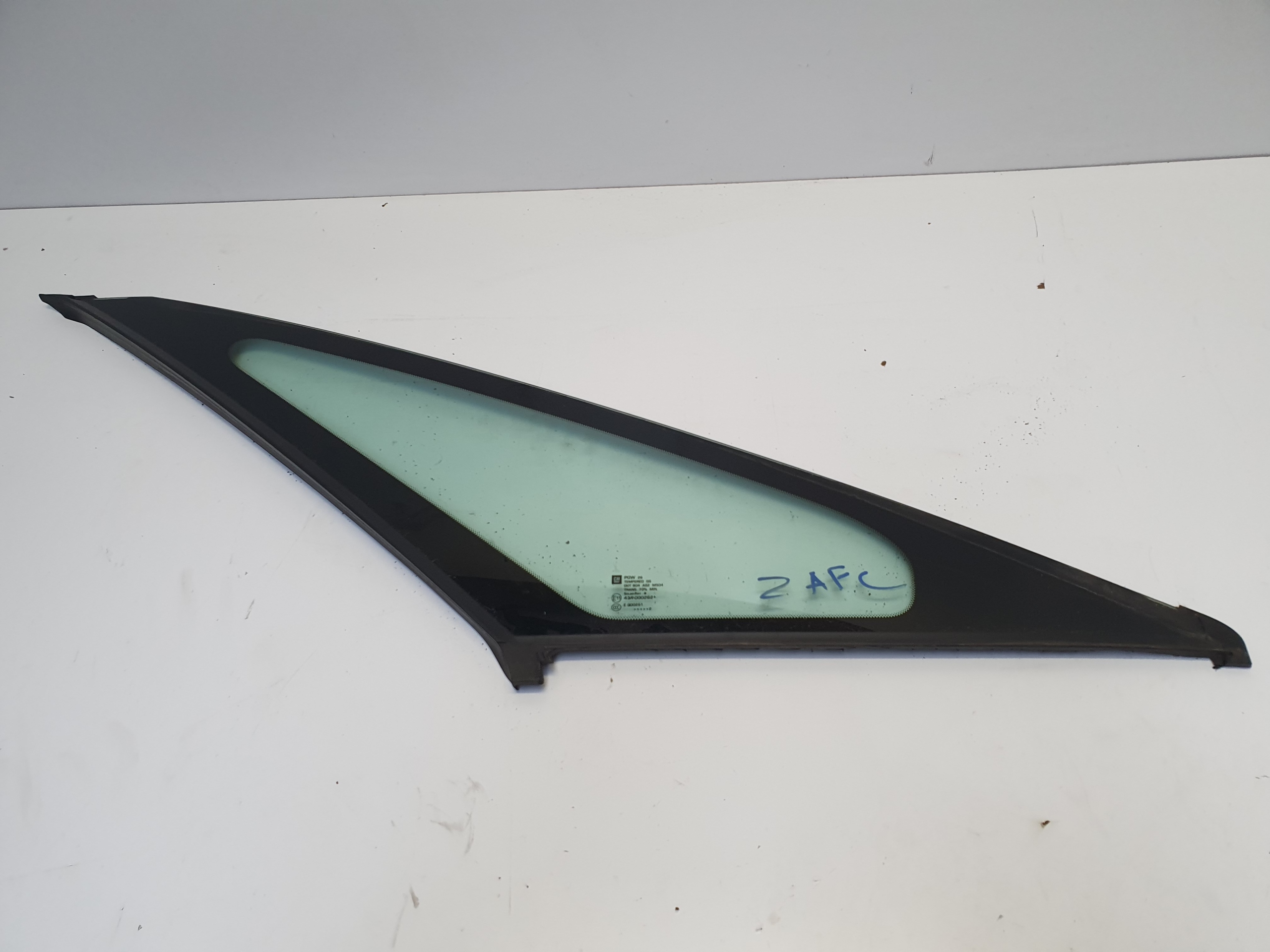 OPEL ZAFIRA C window window right TROJKAT right 12