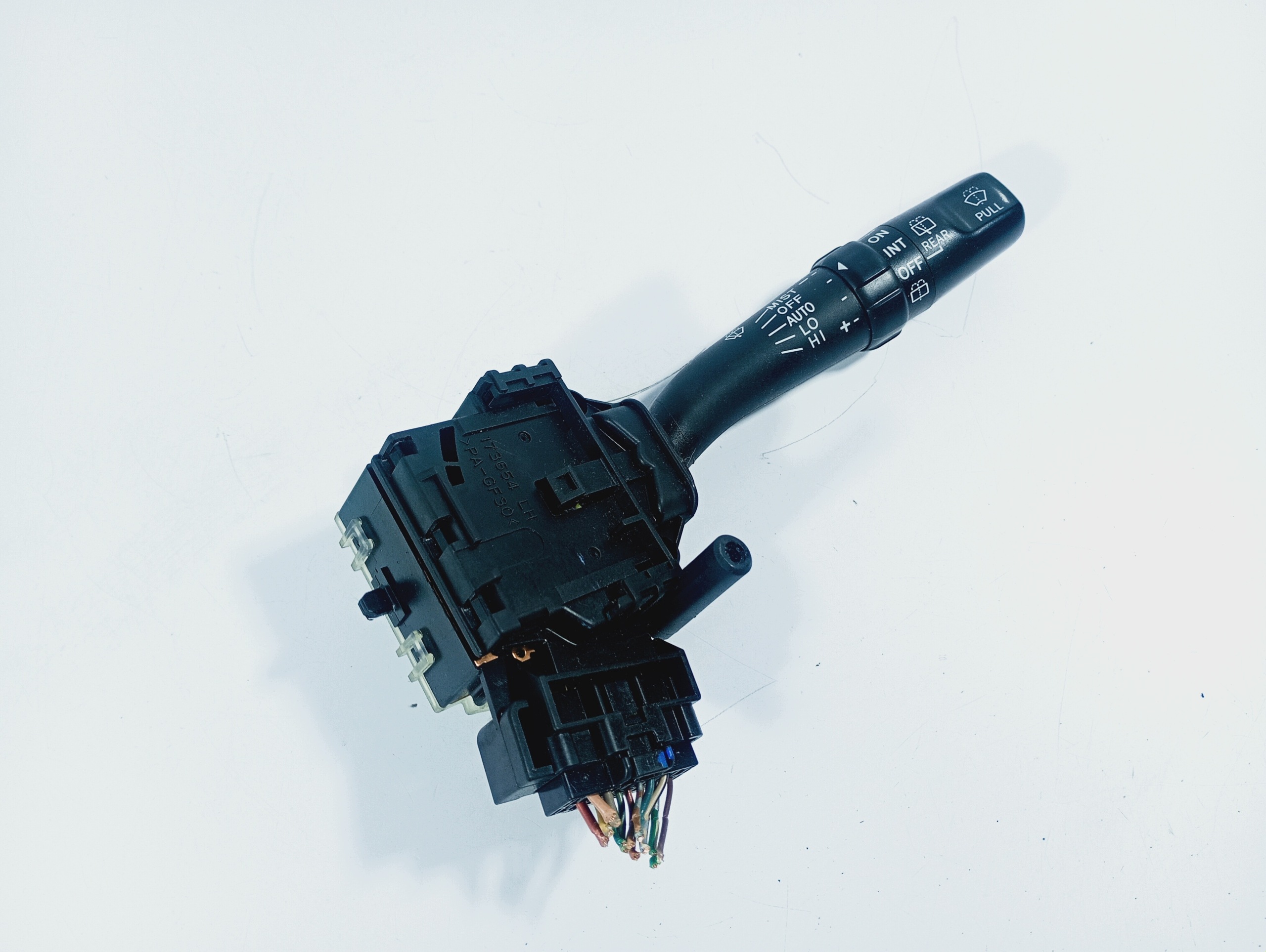 interrupteur commodo indicateurs de direction 173654LH Toyota Corolla Verso 2 II 04-09