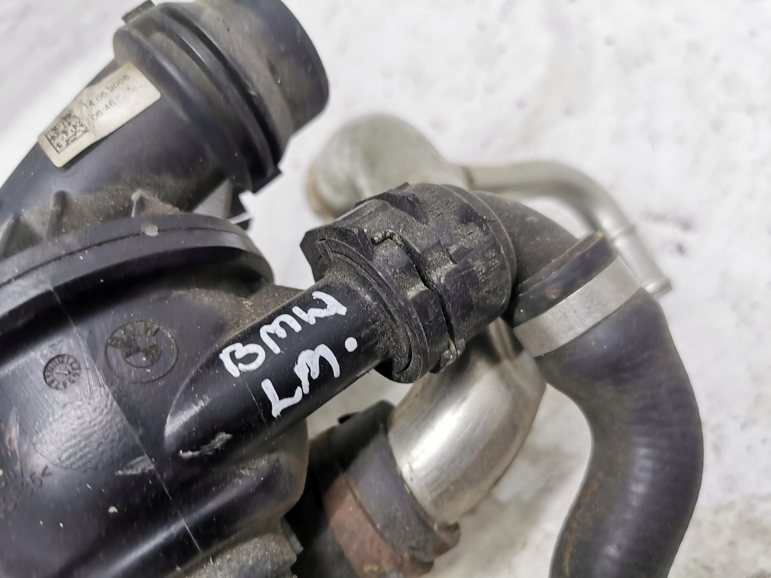 csomag TERMOSTATU BMW SERIA 3 E90 E91 7552403 N43