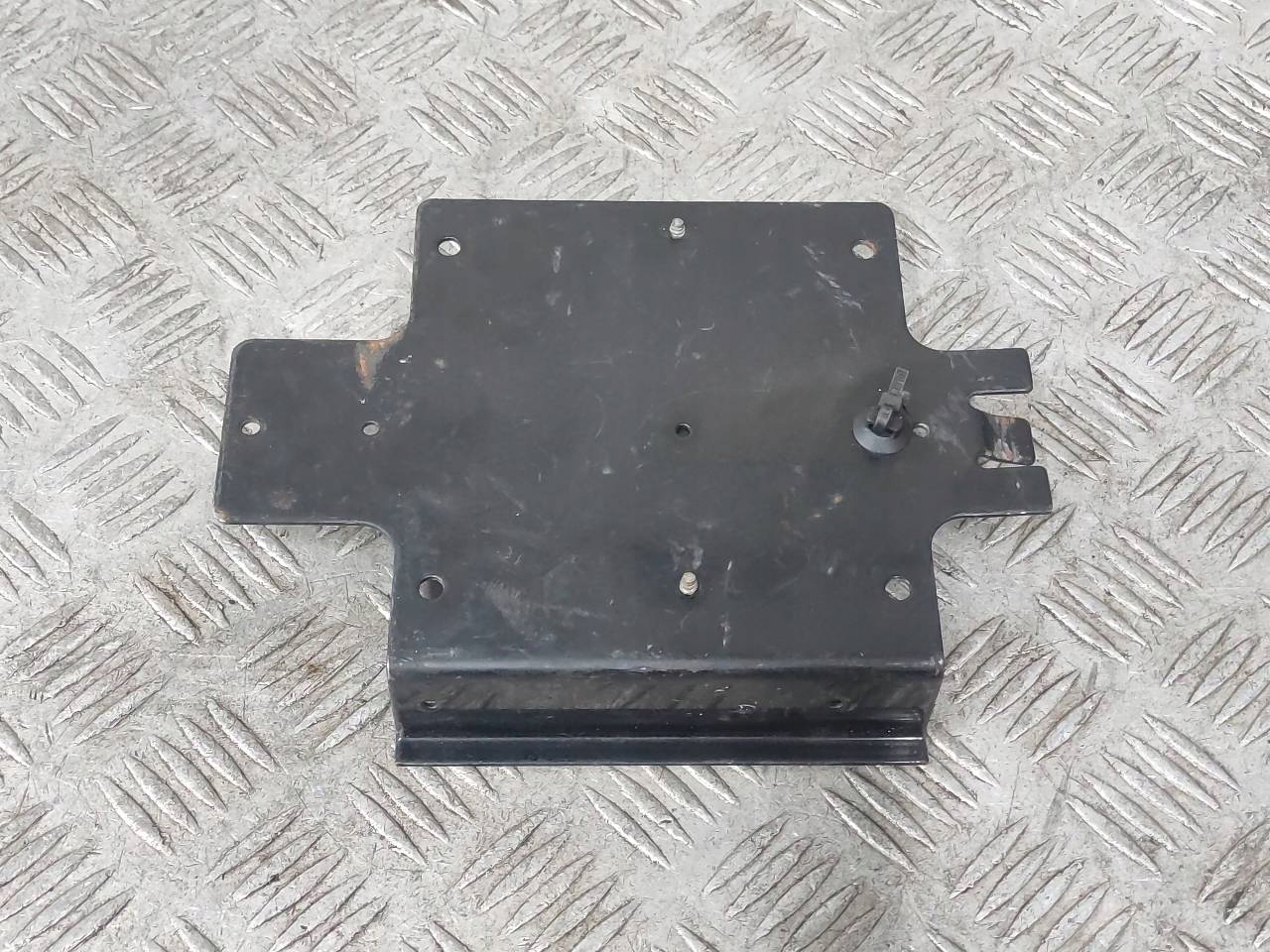 MODUL ZAWIESZENIA MERCEDES VITO W638 6384460117 Quality of parts according to GVO O original with car manufacturer s logo OE