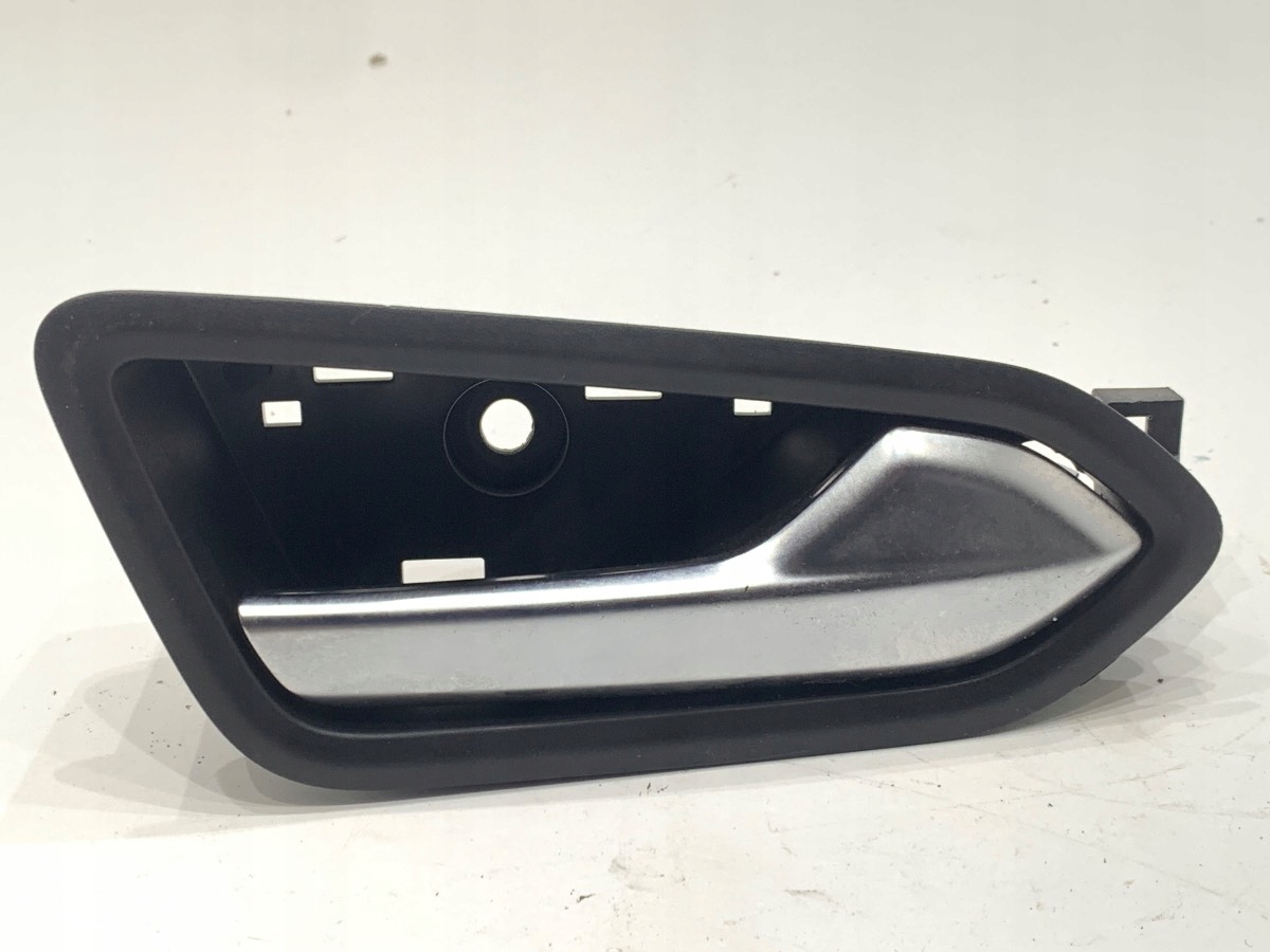 ручка двери внутренняя renault CAPTUR II 826721378R