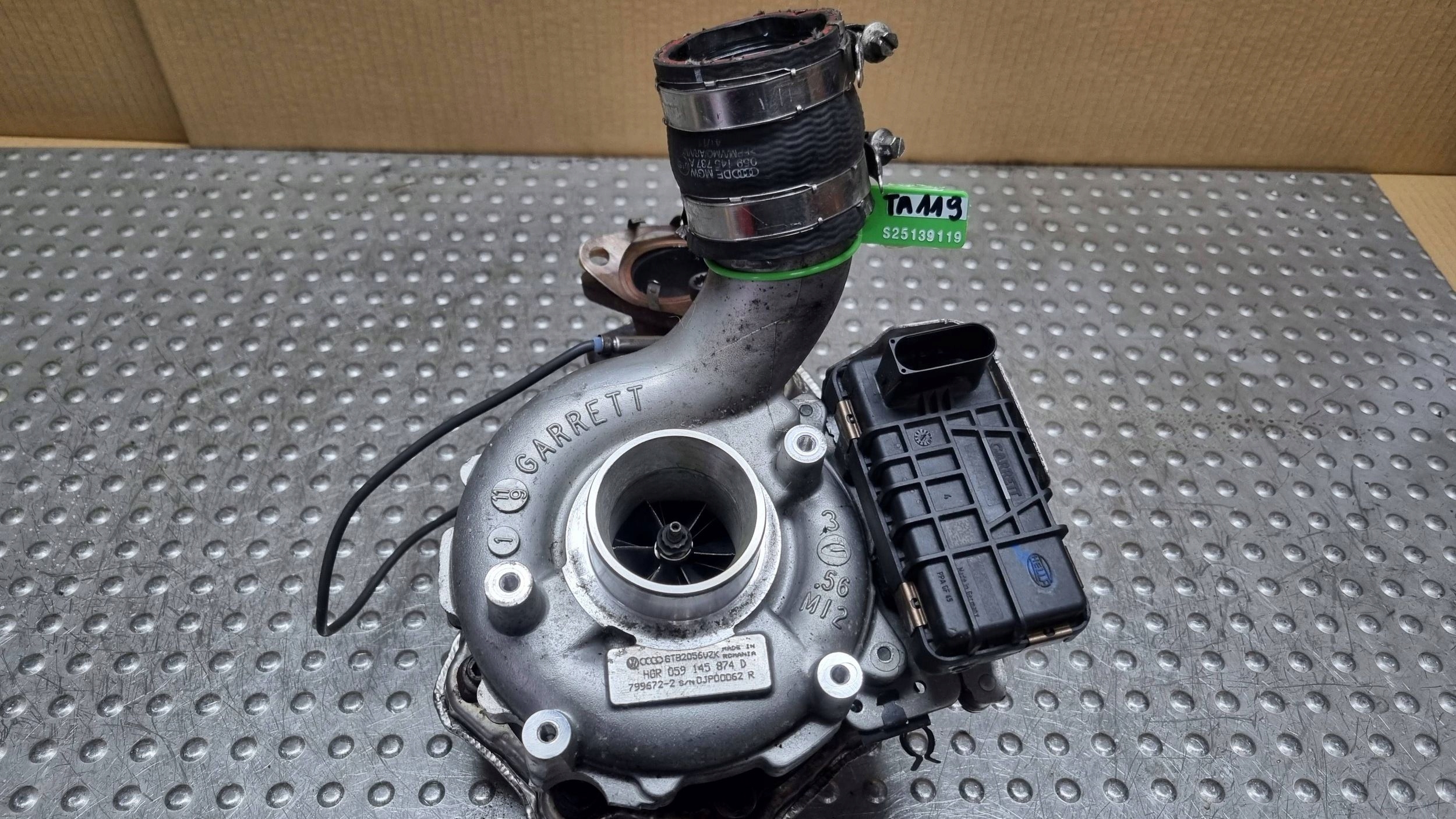 turbo 059145874D AUDI A6 C7 A7 C7 Q7 A8 D4 Q5 8R 3.0 TDI CLA CDU