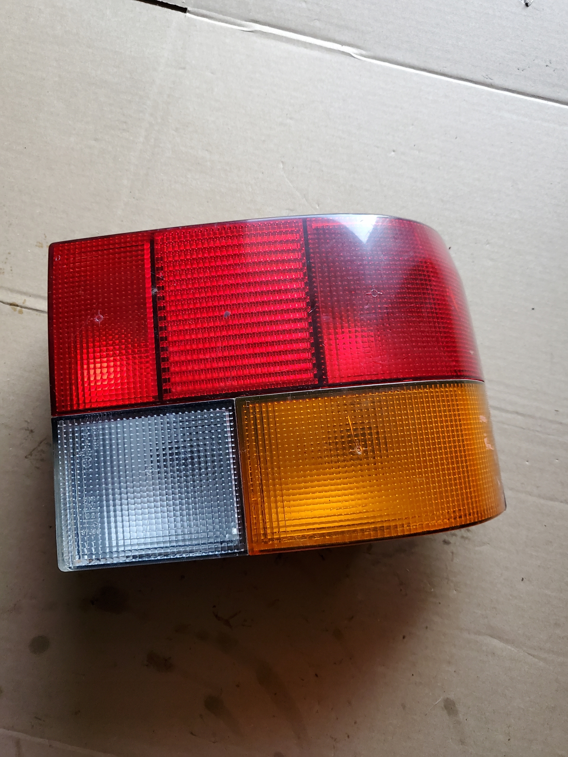 light right rear part right rear RENAULT 19 1988-92r. OE EU