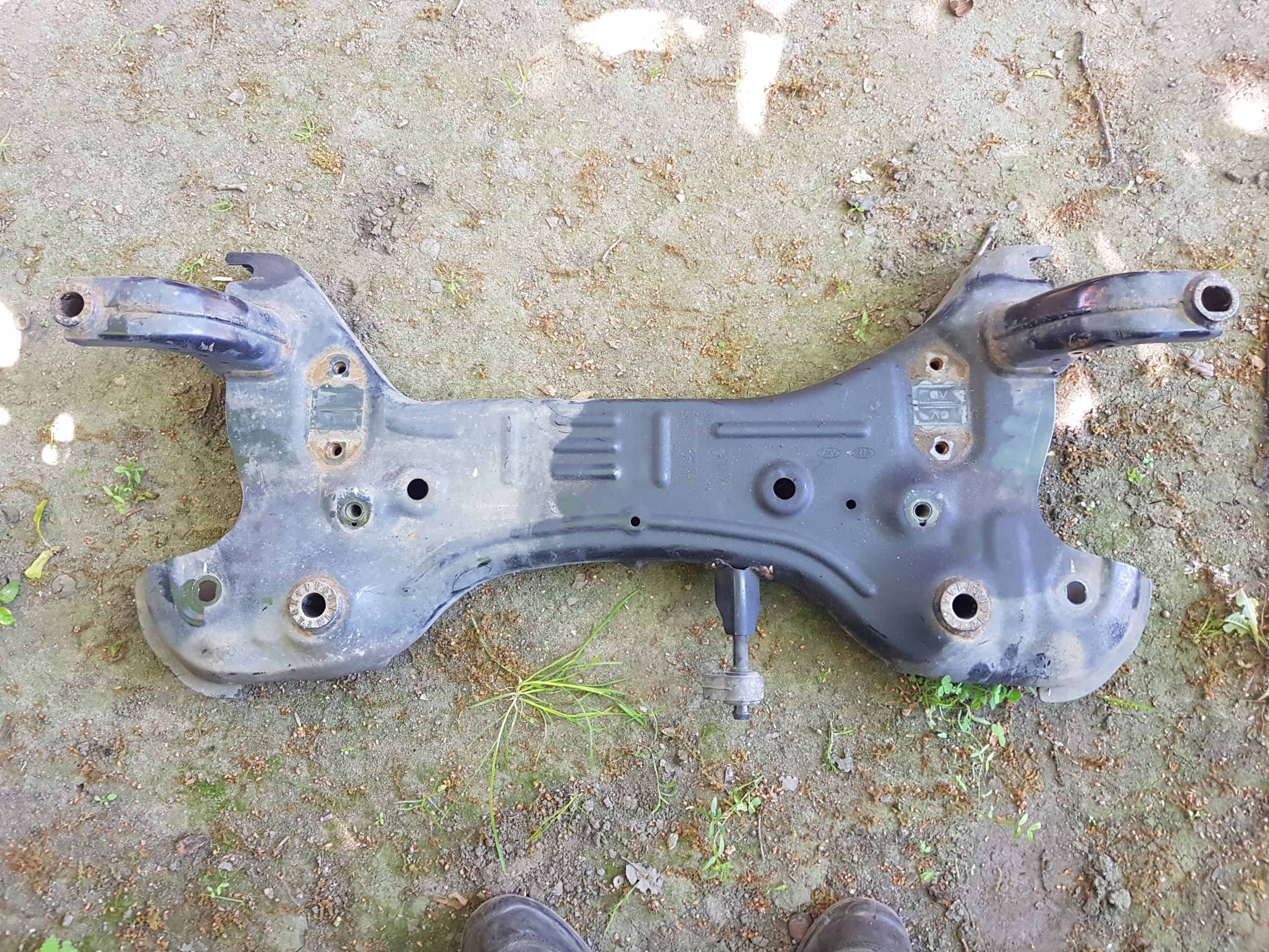 KIA PICANTO III 1,0 axle beam subframe TRAWERS front 17