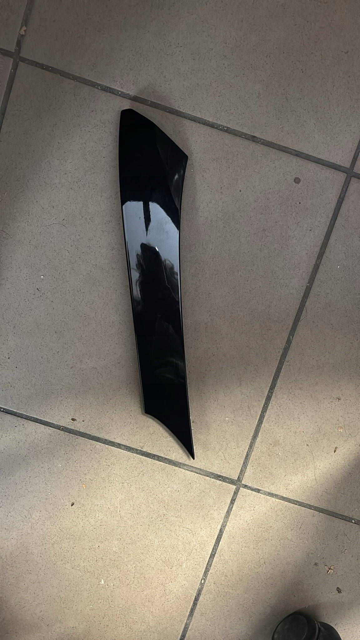 moulding DEKOR rear part side right Renault 4 833809586R