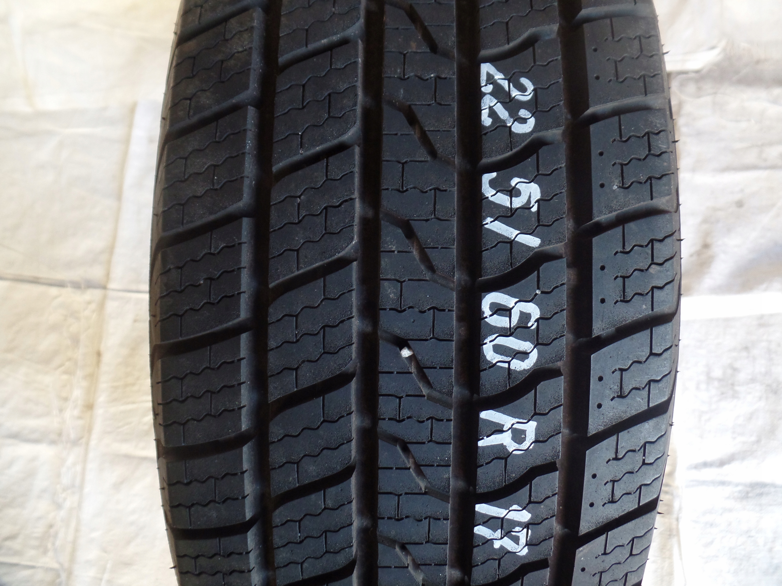 Powertrac Powermarch A/S 7,2mm 225/60R17 103 V