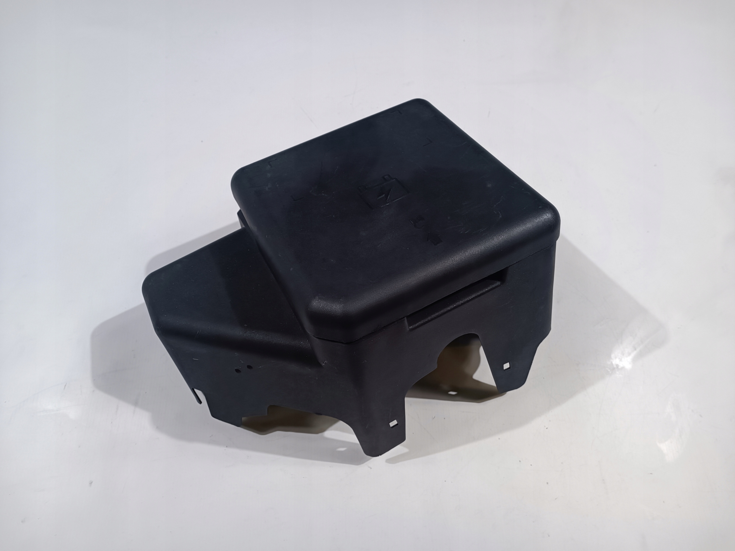 Abdeckung Gehäuse Blende Abdeckung des Sicherungskastens Hummer H2