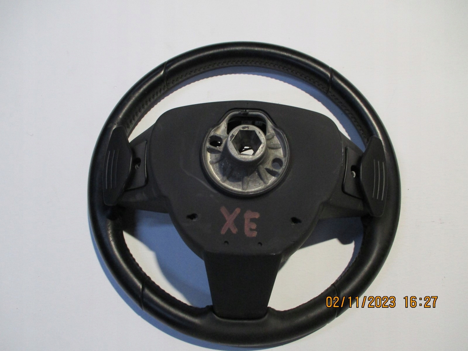 VOLANT JAGUAR XE
