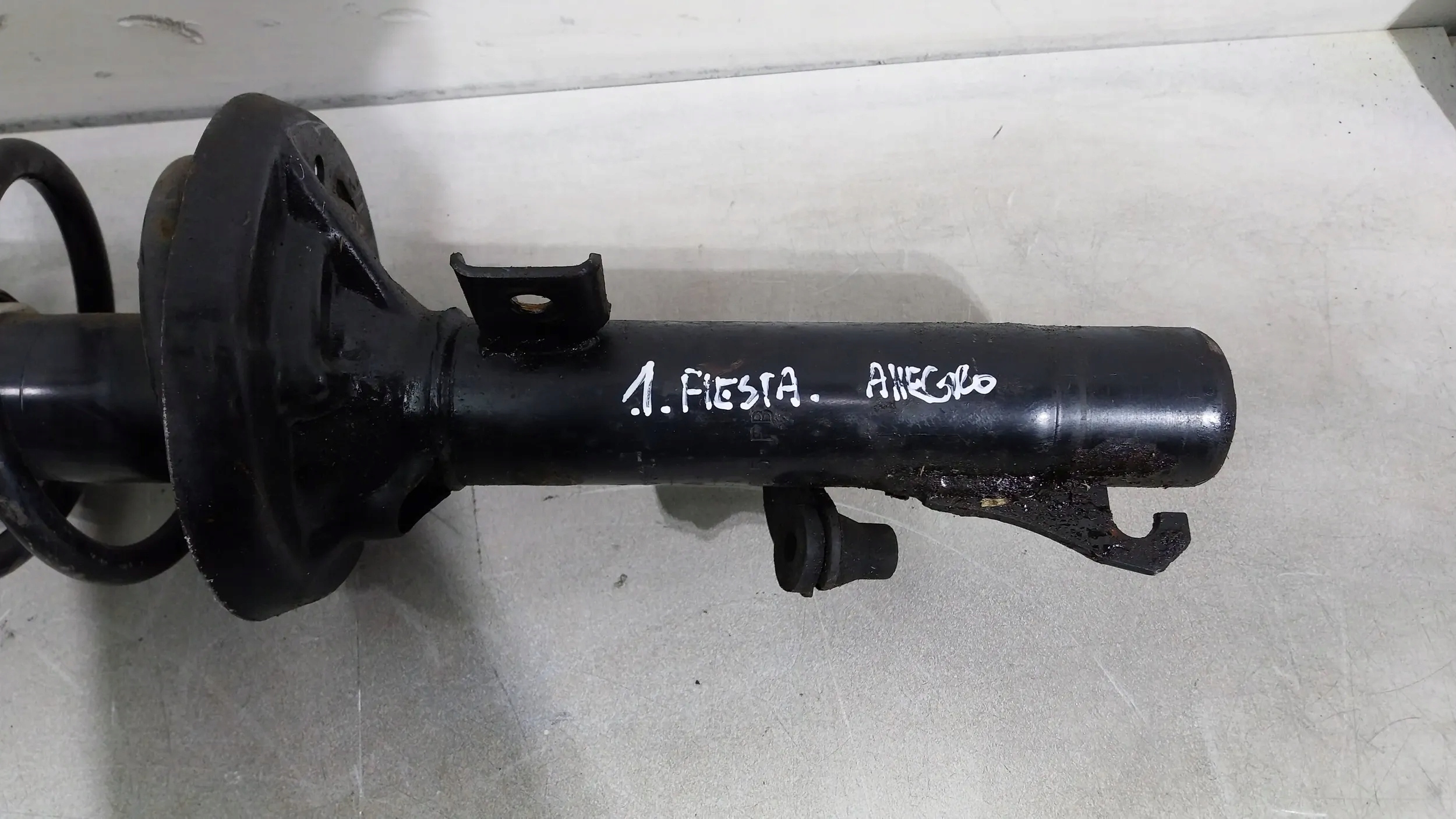 shock absorber front right Ford Fiesta MK3 89-95
