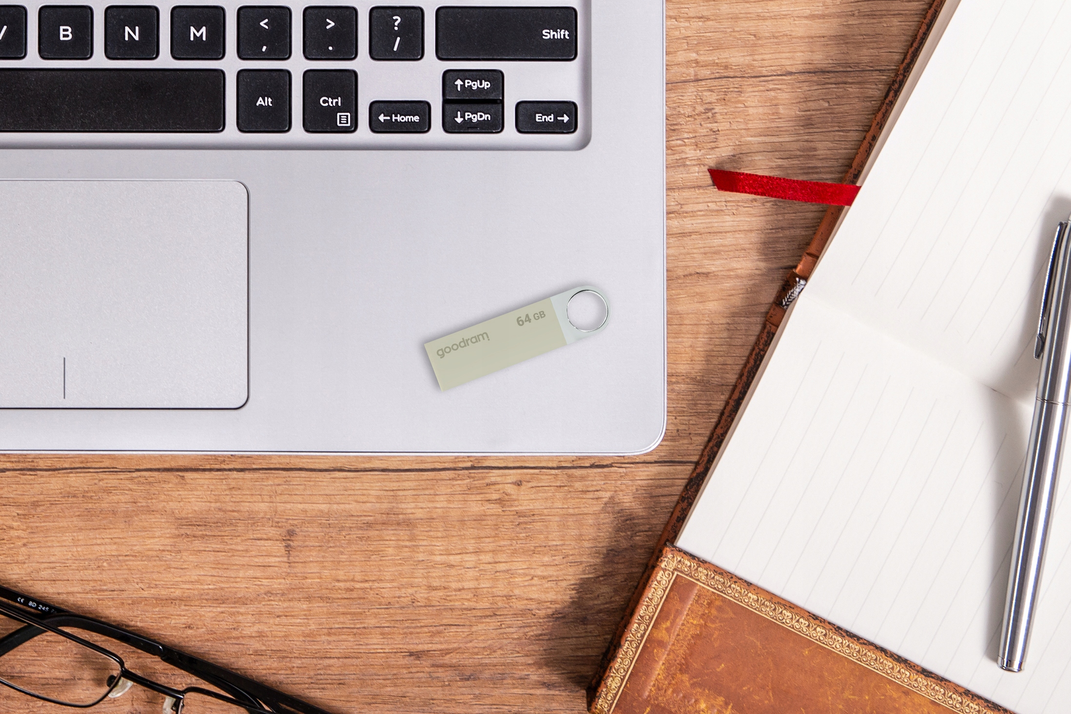 Pendrive GOODRAM 64GB UUN2 USB 2.0 srebrny Pojemność 64 GB