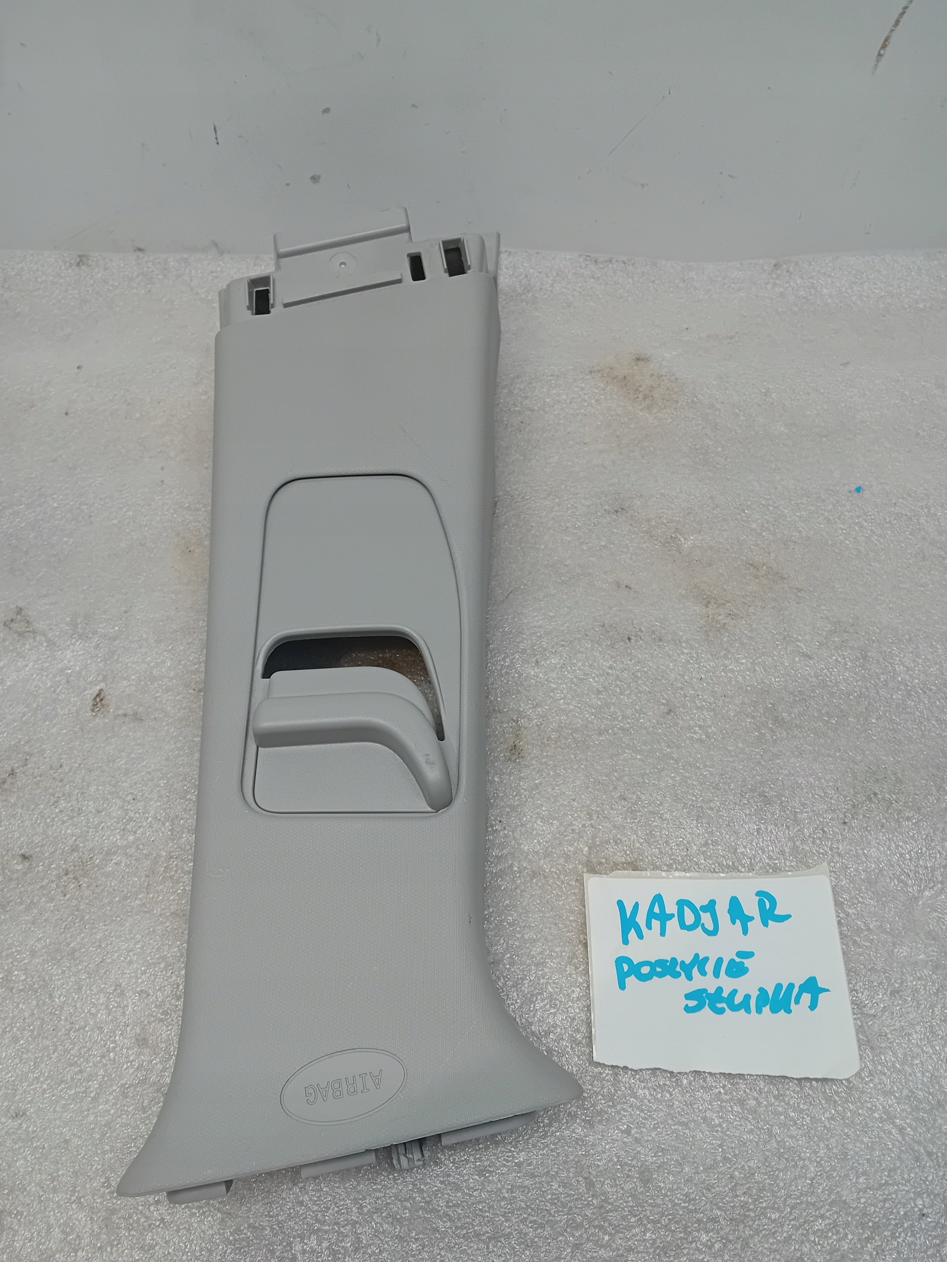 OSŁONA SŁUPKA PRAWA GÓRNA KADJAR 769135034R