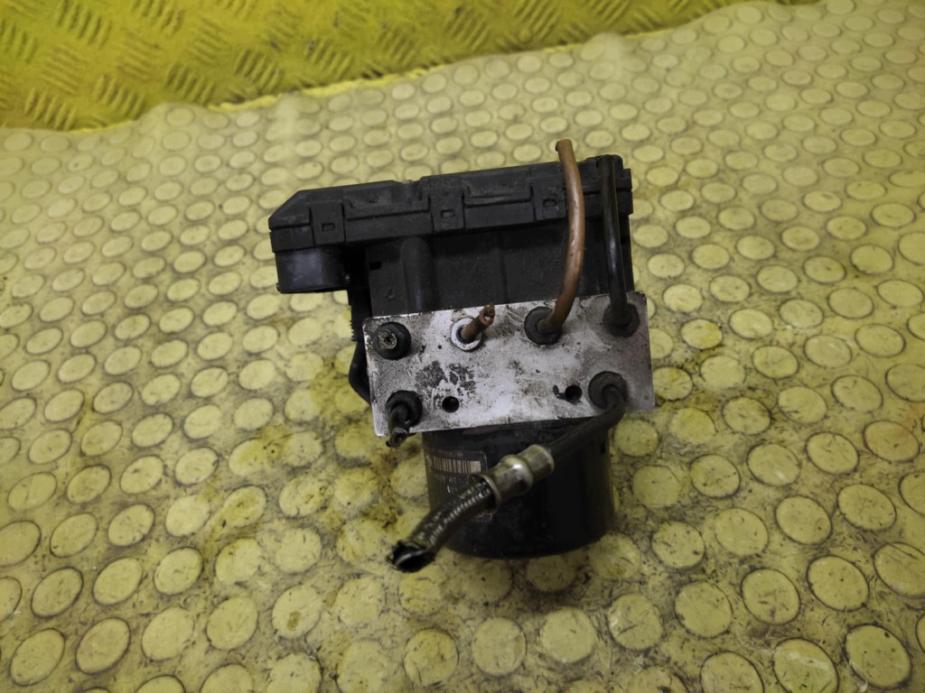 SEAT LEON i pumpa ABS 1J0614217E