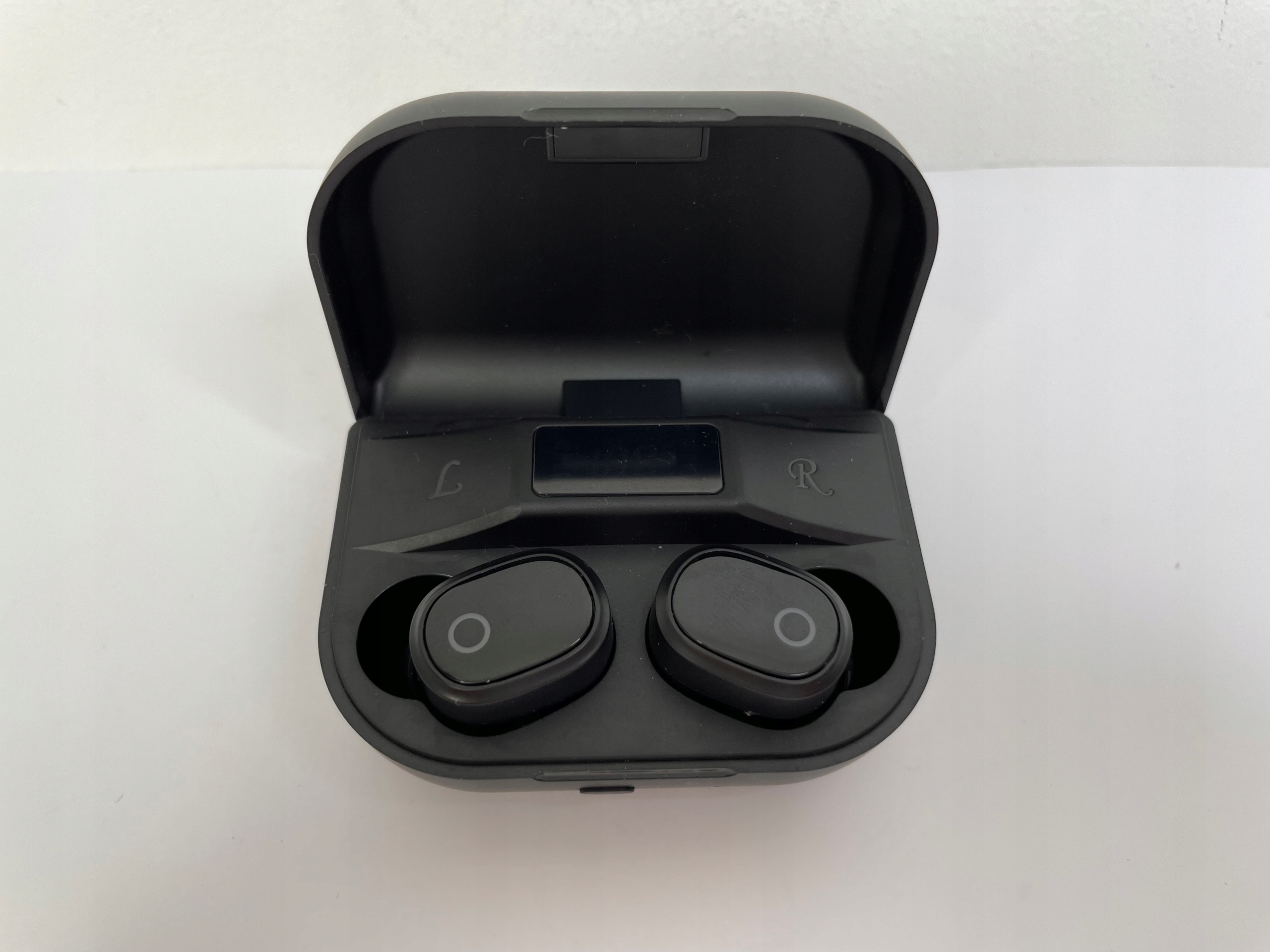 SŁUCHAWKI BEZPRZEWODOWE TWS