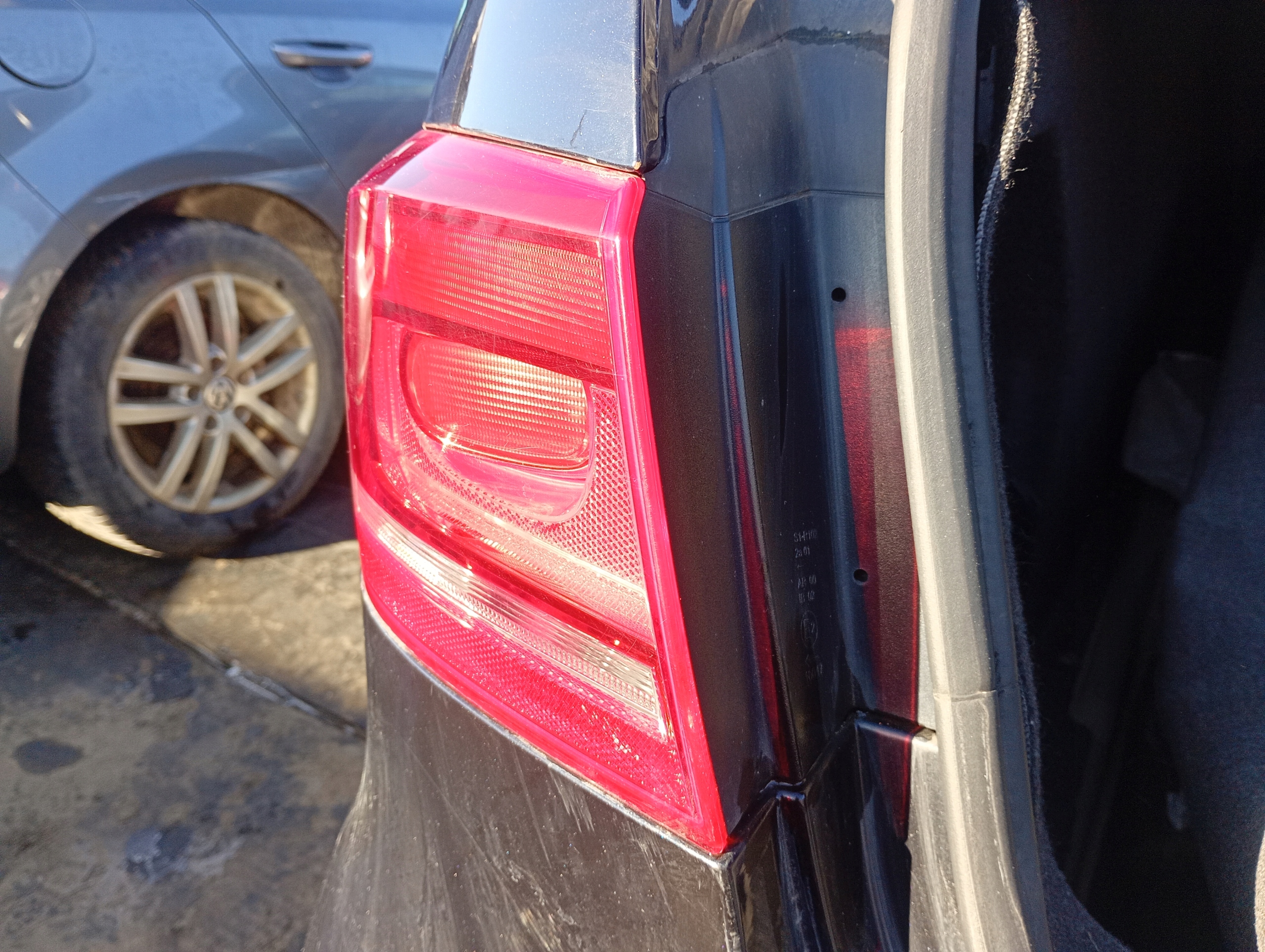 VW Passat B7 10-14 Licht links hinten heck