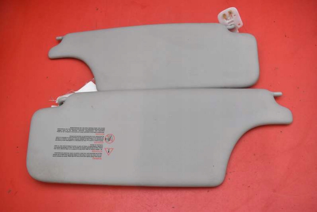 Blende Abdeckung PRZECIWSLONECZNA EU RENAULT MODUS 04-07