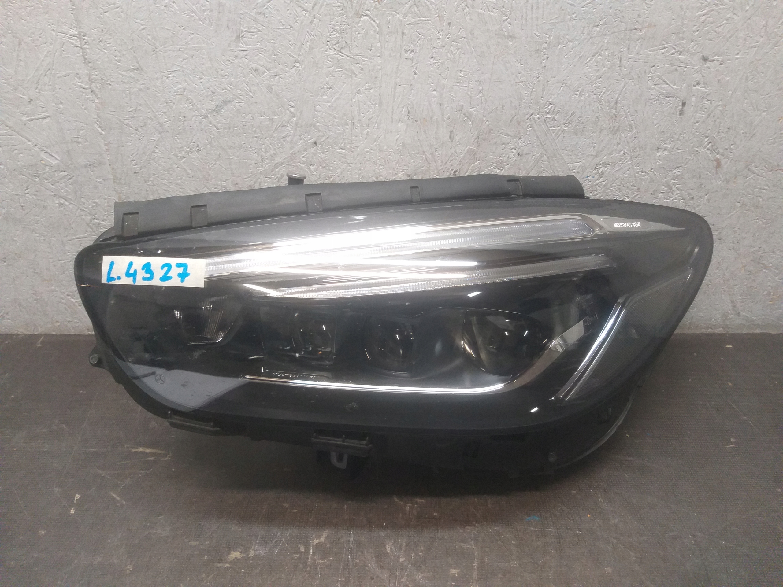 light front left MERCEDES B KLASA W247 MULTIBEAM LED A2479061903