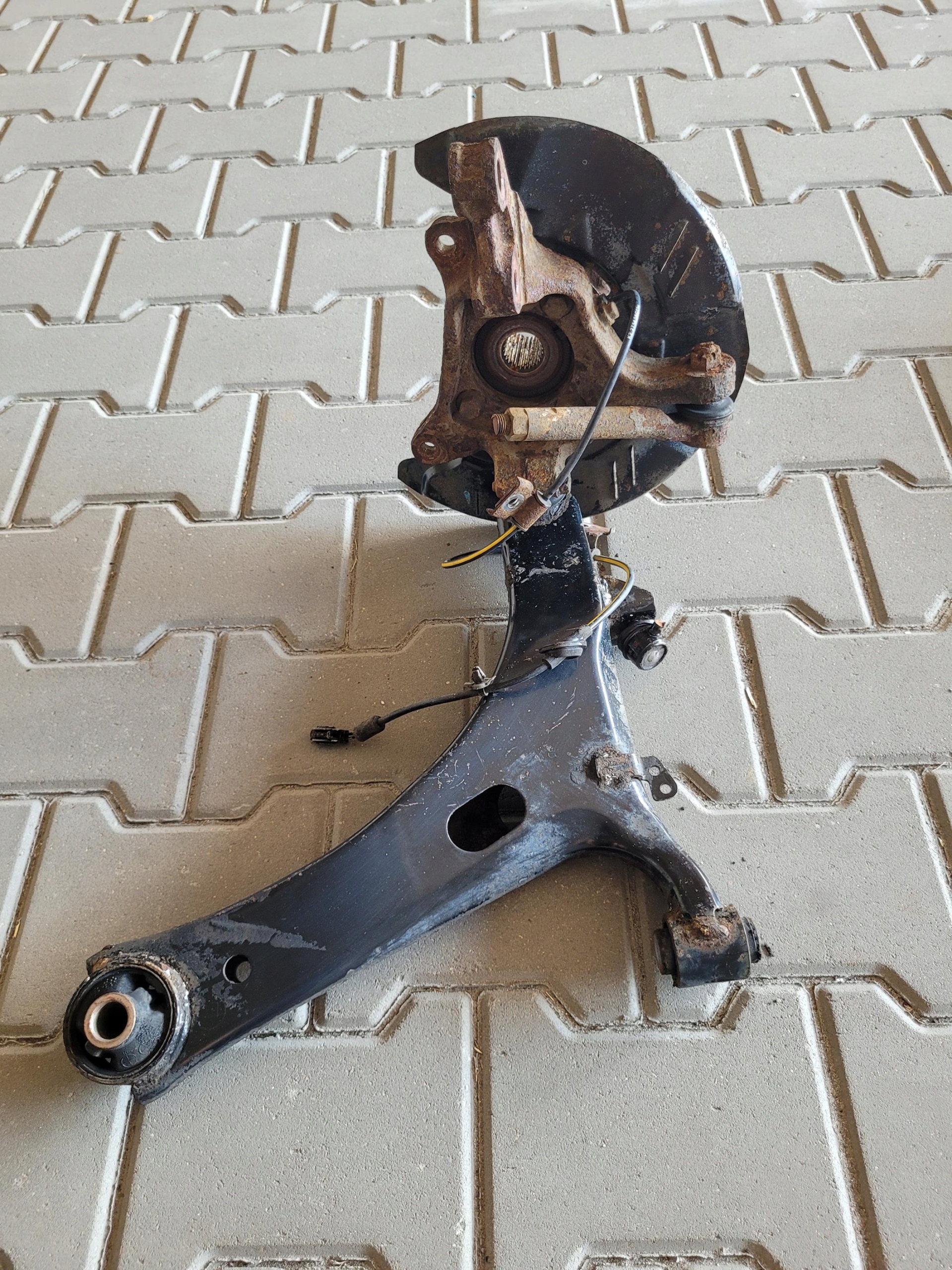 swing front front left arm SUBARU IMPREZA III GH 2.0 D