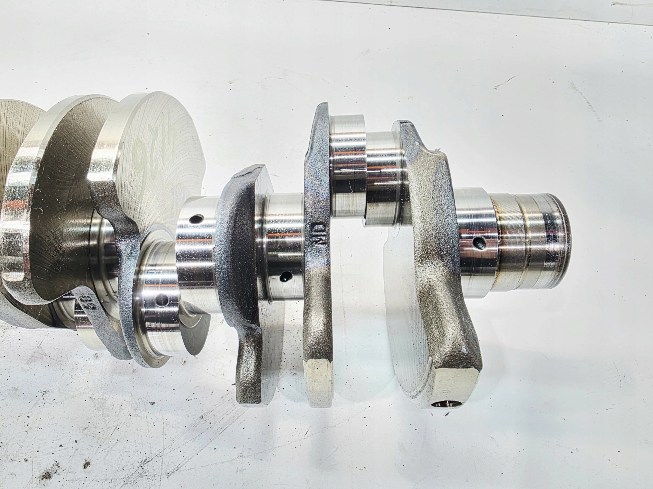 crank AUDI A4 B7 A6 C6 2.7 3.0 TDI ASB BMK 059101AH 4/26