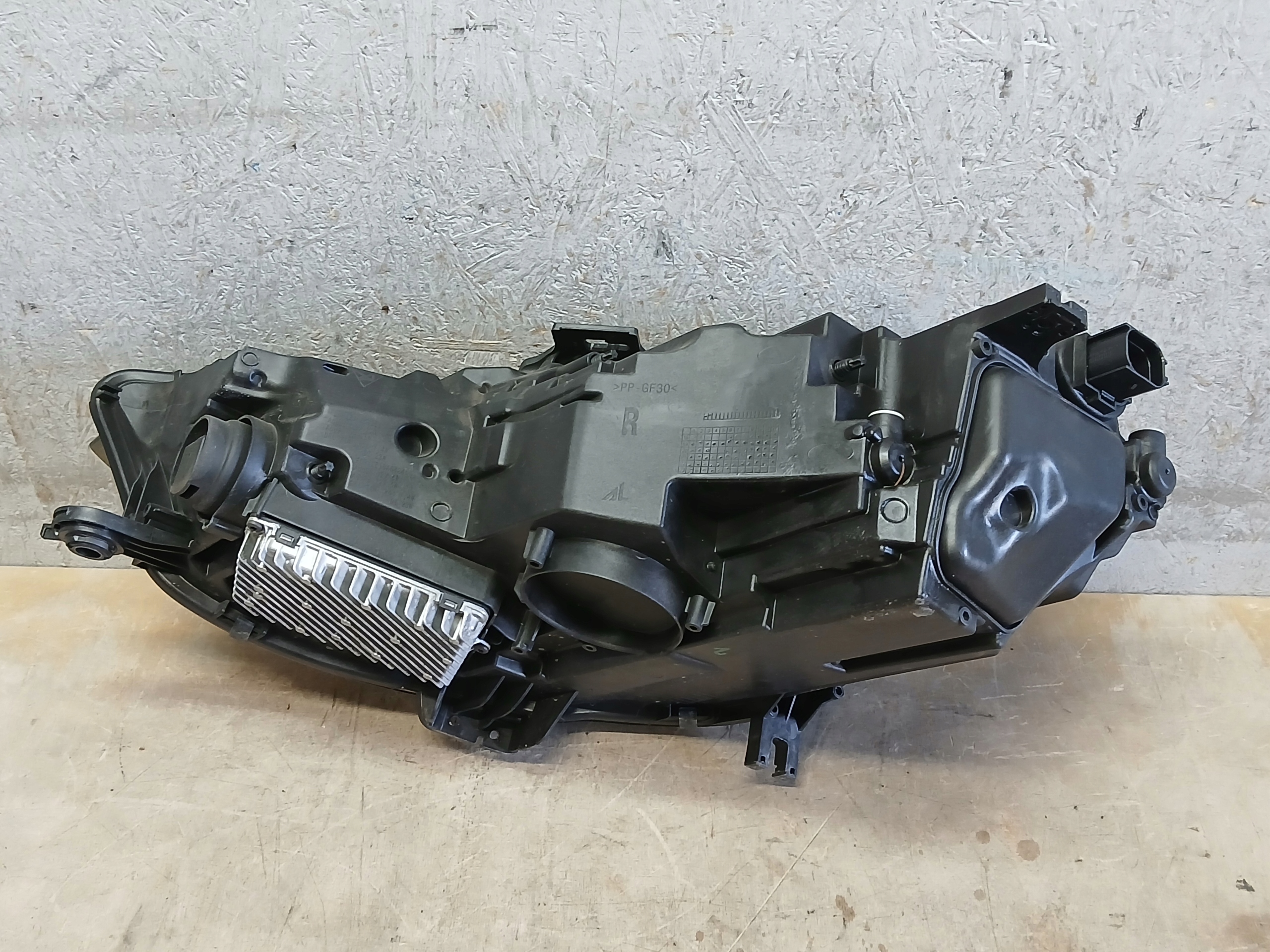 light front right AUDI A4 B9 FULL LED LIFT 19- 8W0941036E