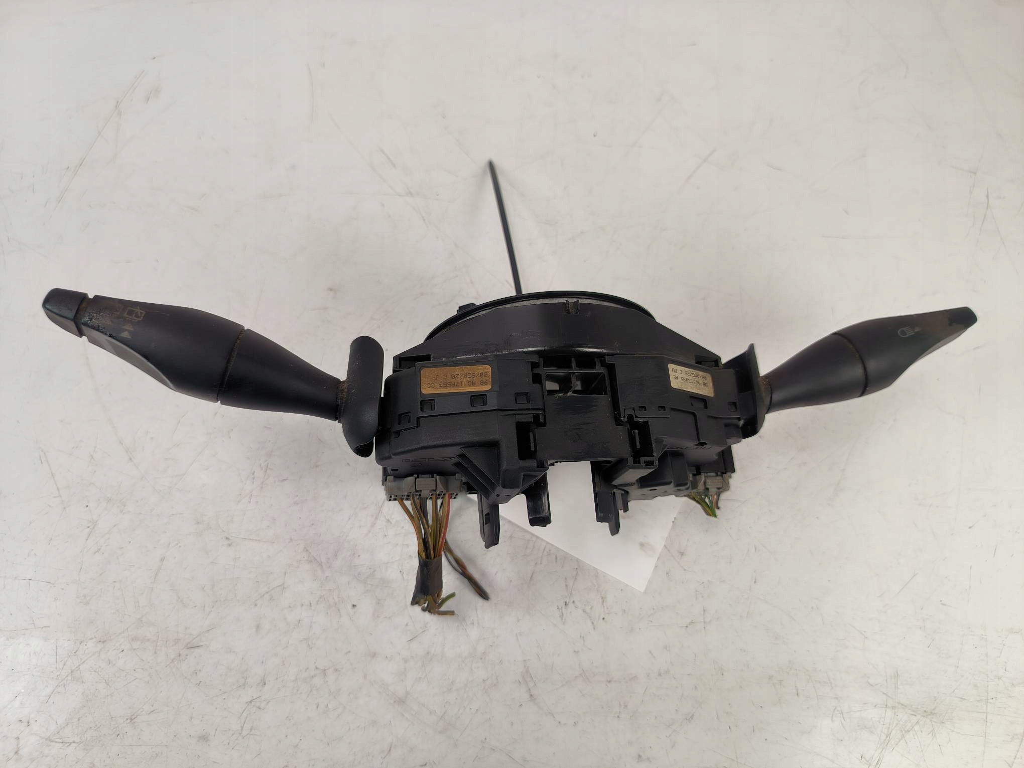 DEVIO LUCI TERGICRISTALLO TERGI 98AG-13335-AG FORD FOCUS MK1