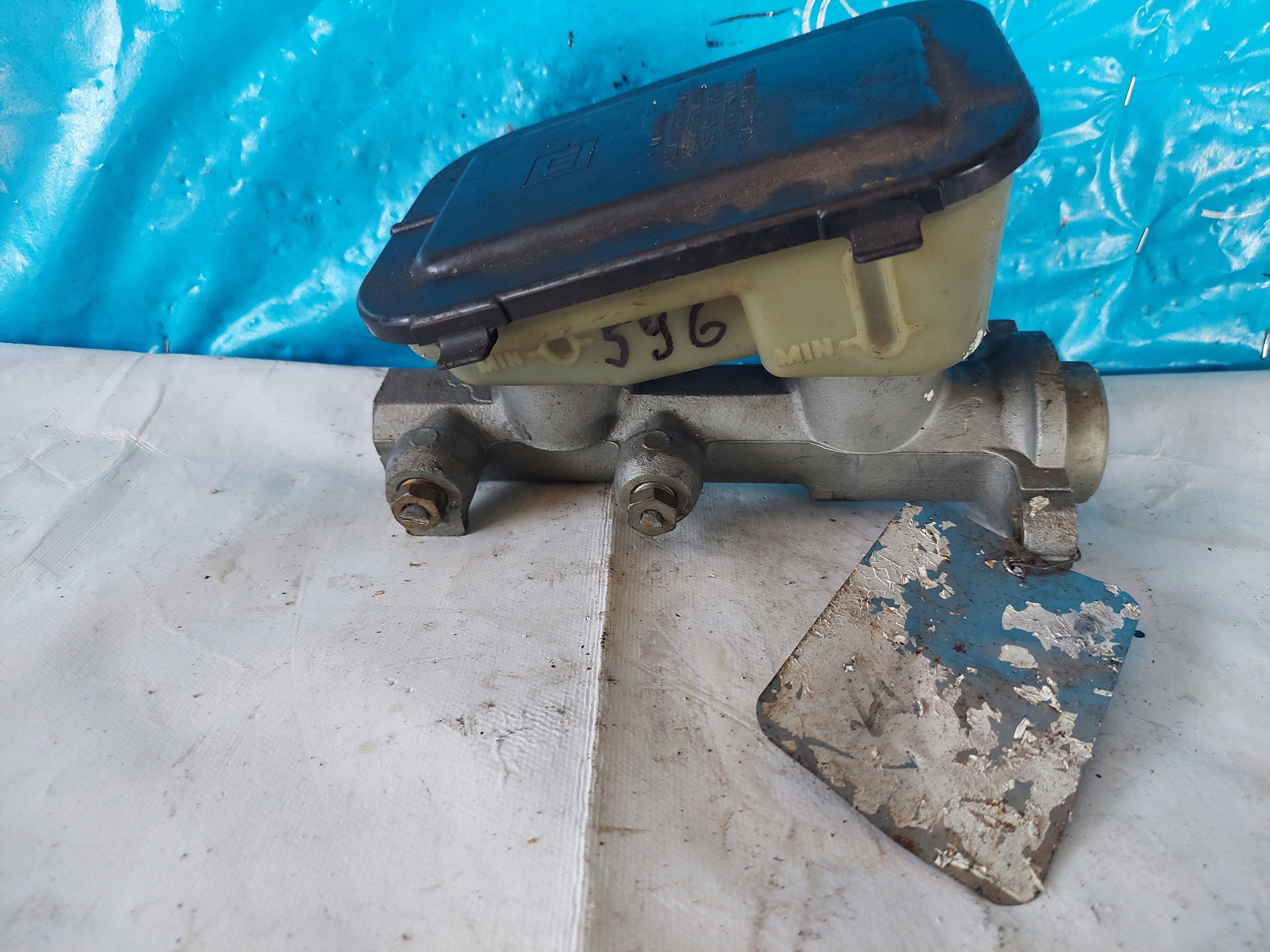 posilovač brzd GMC BUICK CHEVY 18010023