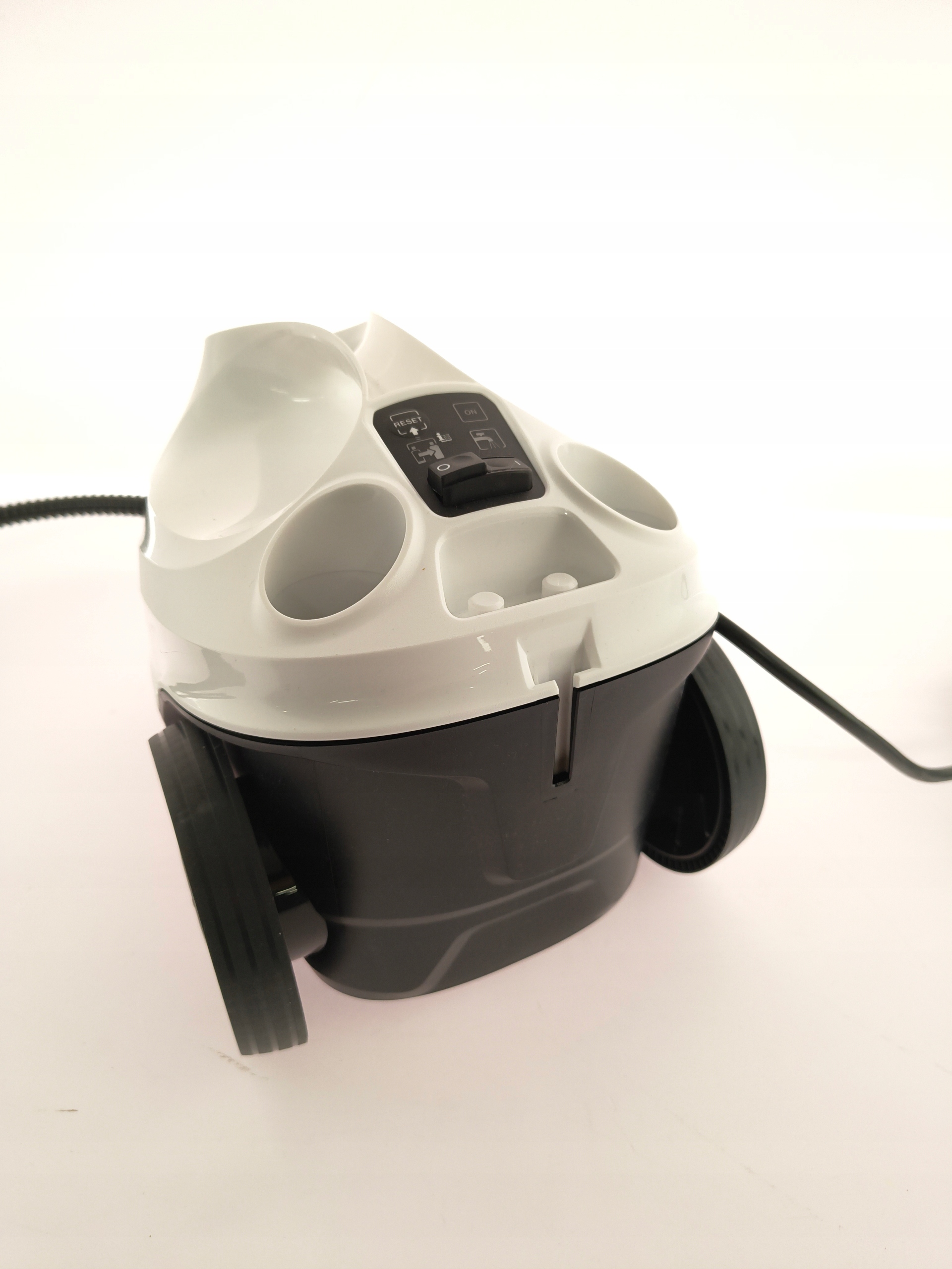 PAROWNICA KARCHER SC3 1.513-650.0 1900W Pojemność 1 l