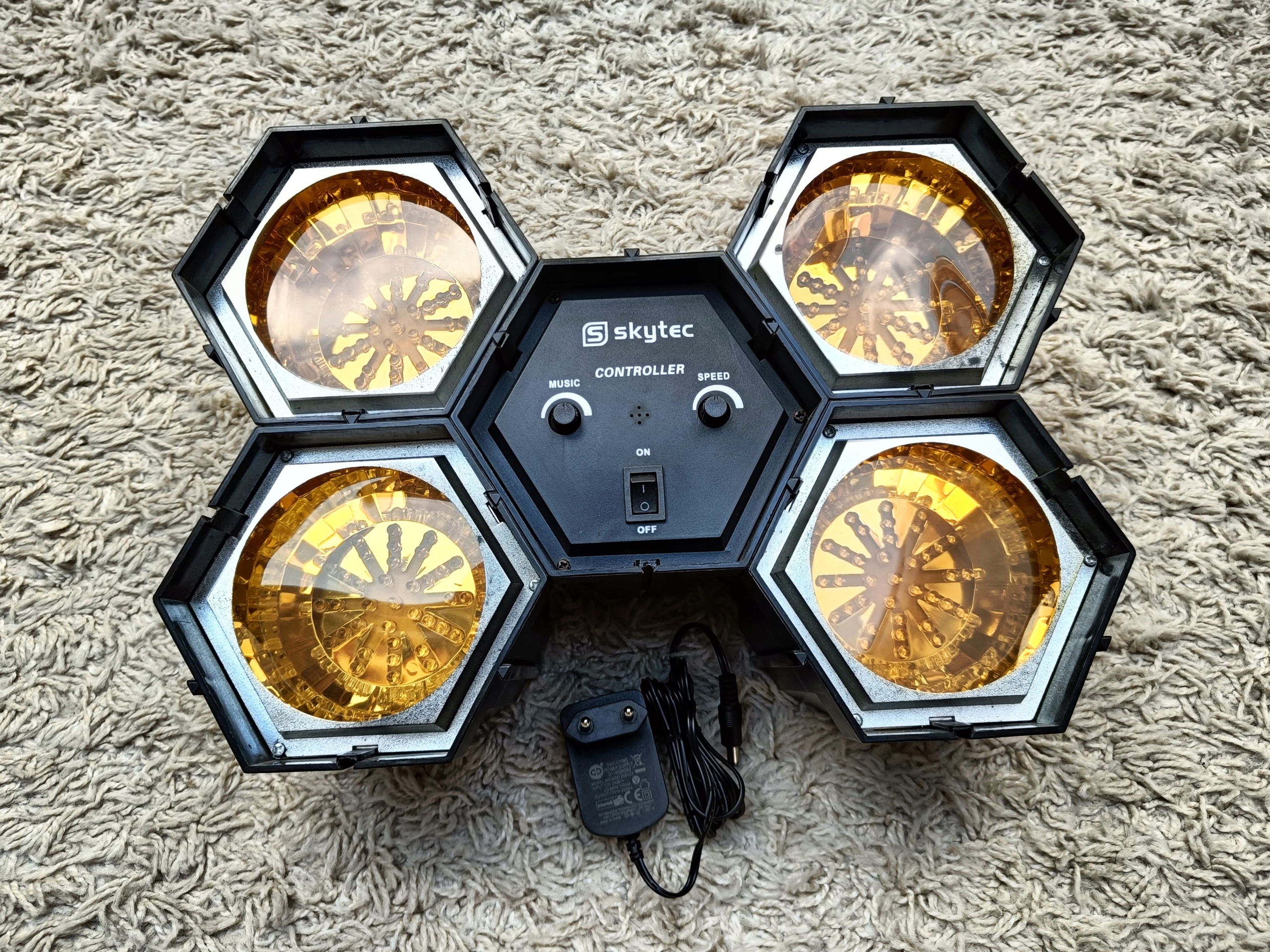 KOLOROFON, OŚWIETLENIE SCENICZNE, EFEKT ŚWIETLNY DMX - SKYTEC 153.358 LED