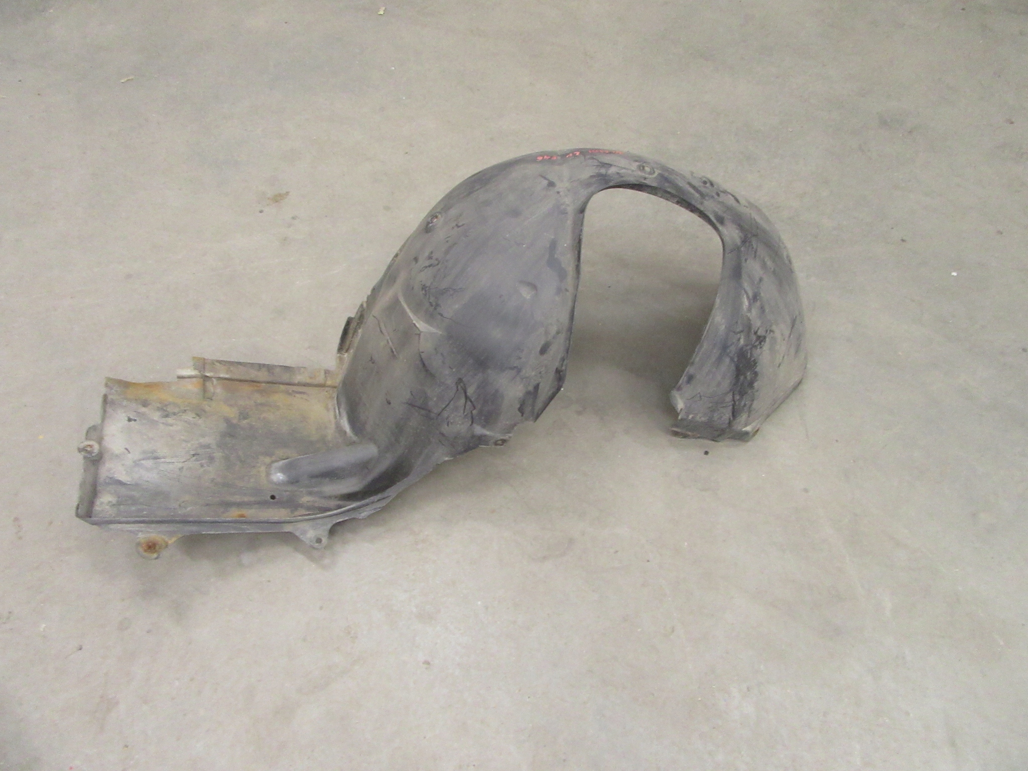 mudguard left front cover wheels BMW e46 sedan KOMBI