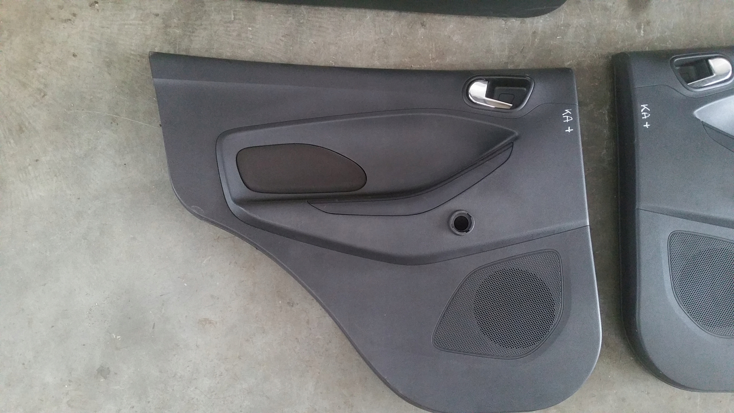 Seiten kpl Ford KA+