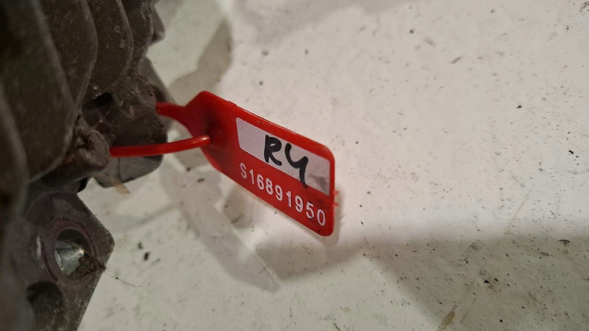 control unit of the engine computer S122326109A Renault Megane II Scenci II 1.5 DCI