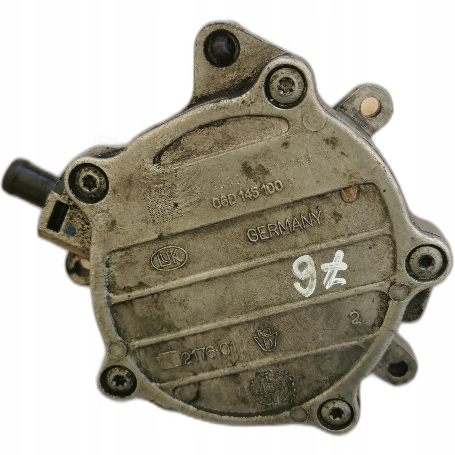 AUDI A4 B7 2.0TFSI 06D145100E Pompa VACUM WACUM