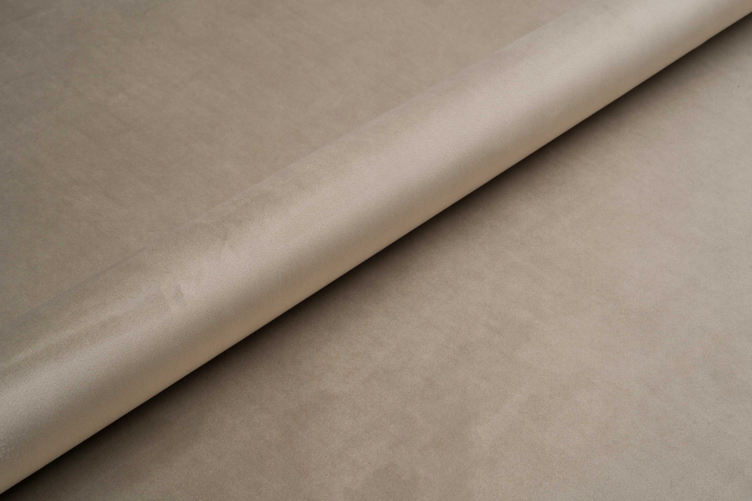 

Tkanina Obiciowa wodoodporna Magic Velvet 2210