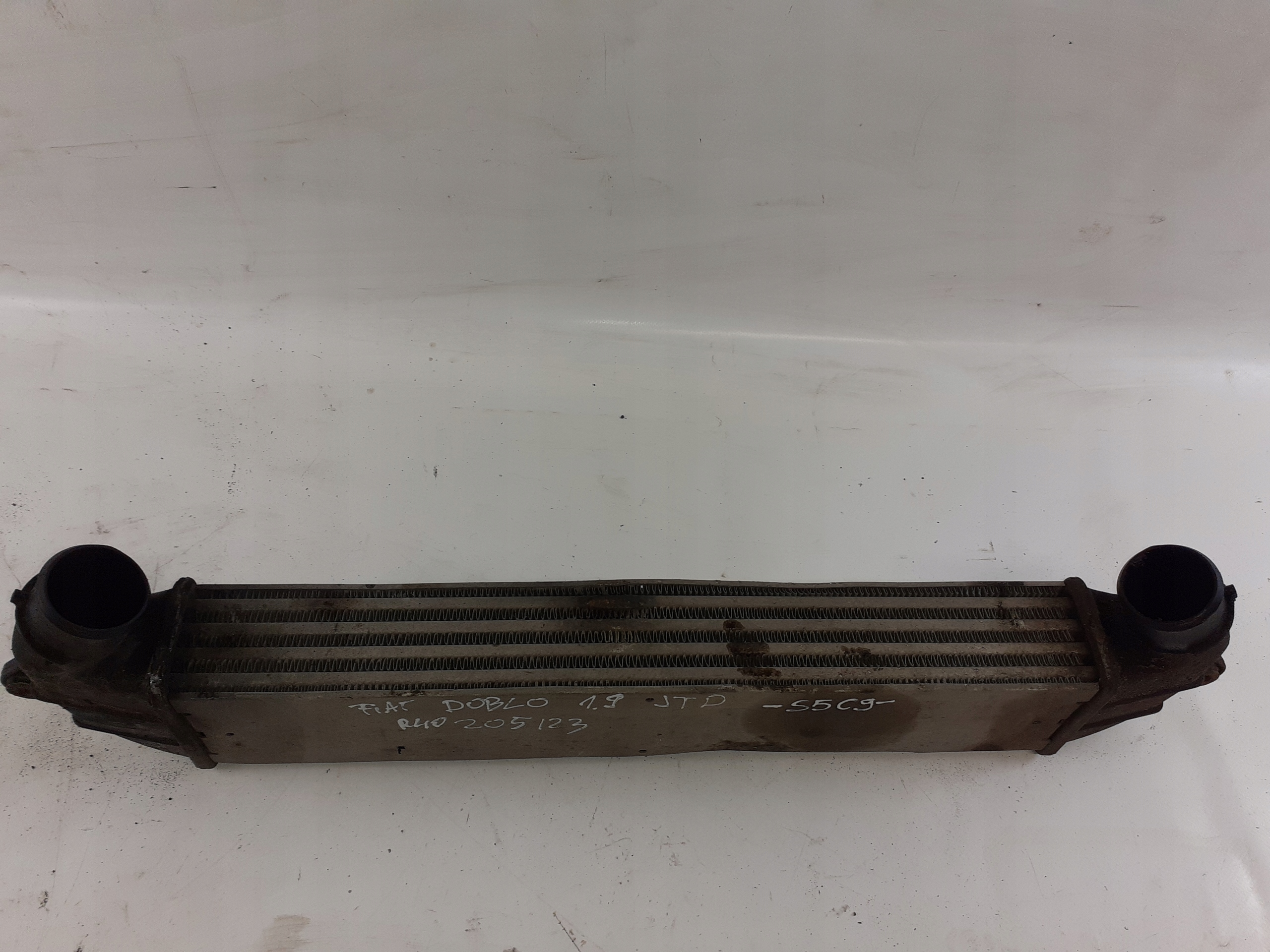 Radiatore / Raffreddatore radiatore intercooler FIAT DOBLO e 1.9 JTD