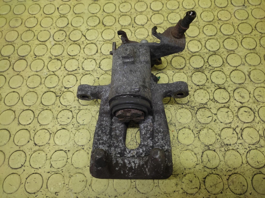 RENAULT MEGANE caliper left rear part