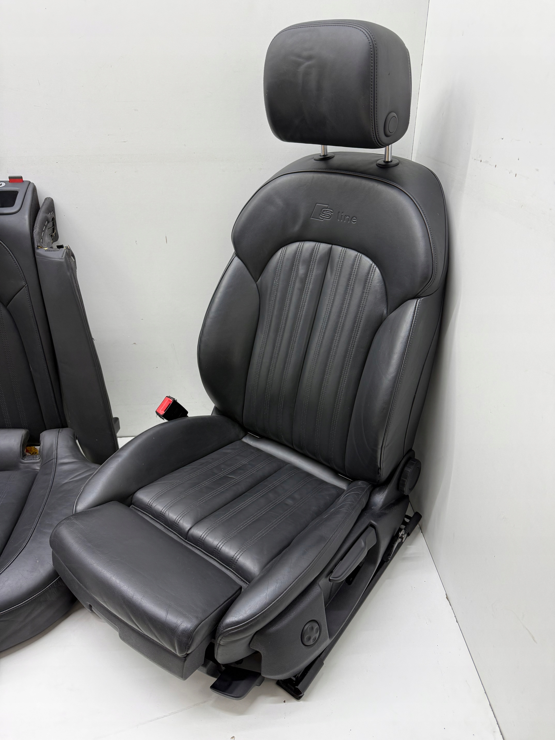 AUDI A6 C7 Berline S-LINE Siège Sièges Avant KOMPLET