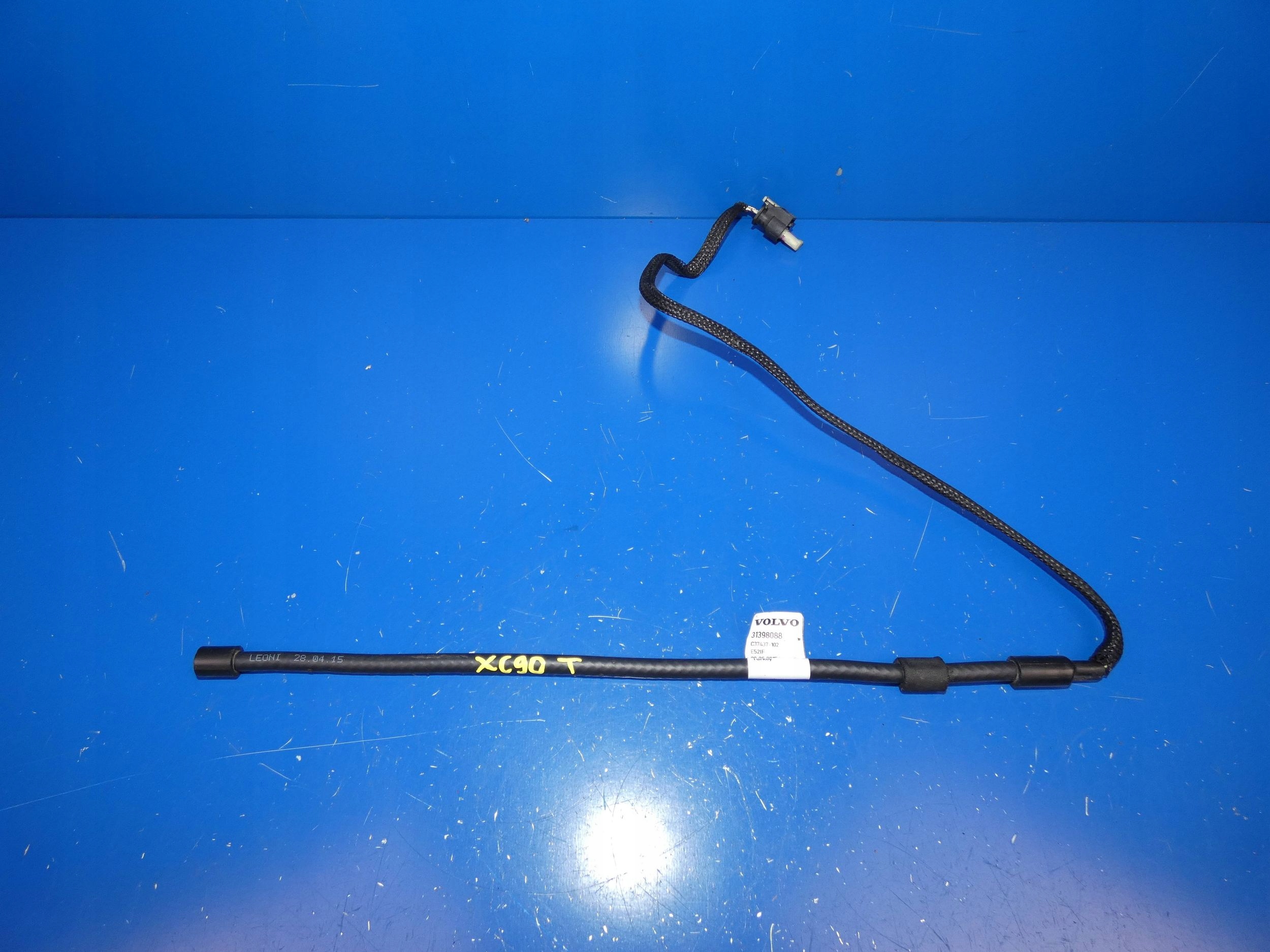 VOLVO XC90 II XC60 II sensor STOPY of the opening bonnet boot
