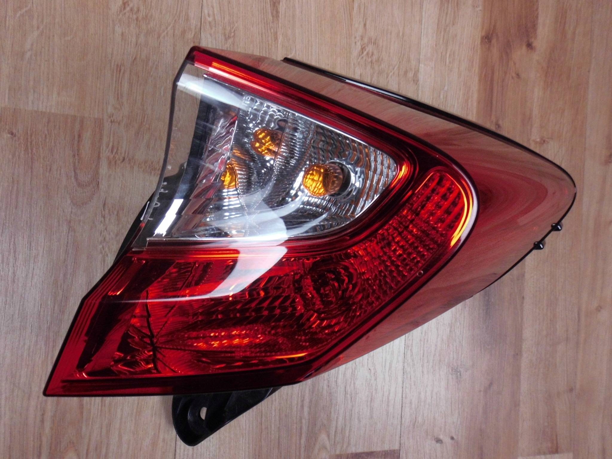 Toyota C-HR 2017+ light right rear part rear right