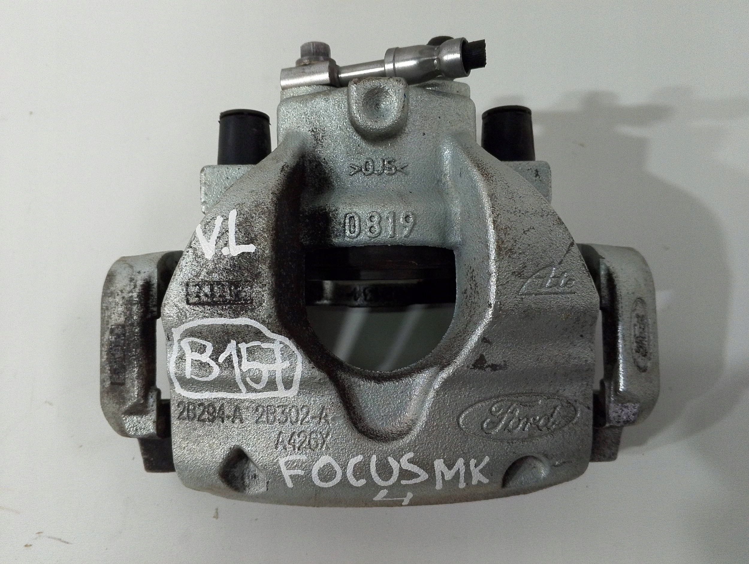 Ford Focus MK4 strmeň predný ľavý 2B294A (B157)