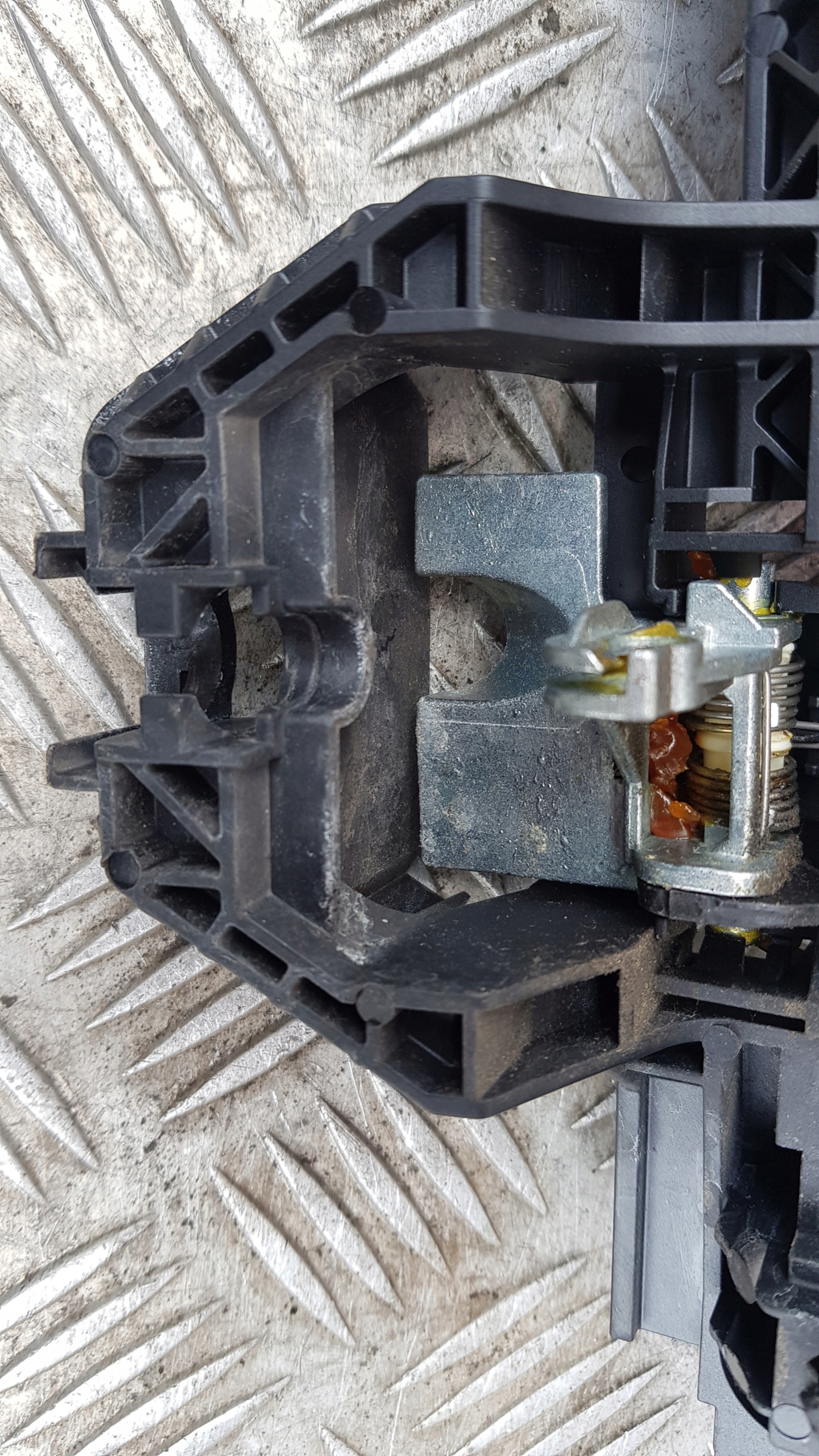 MERCEDES W212 handle right front support exterior
