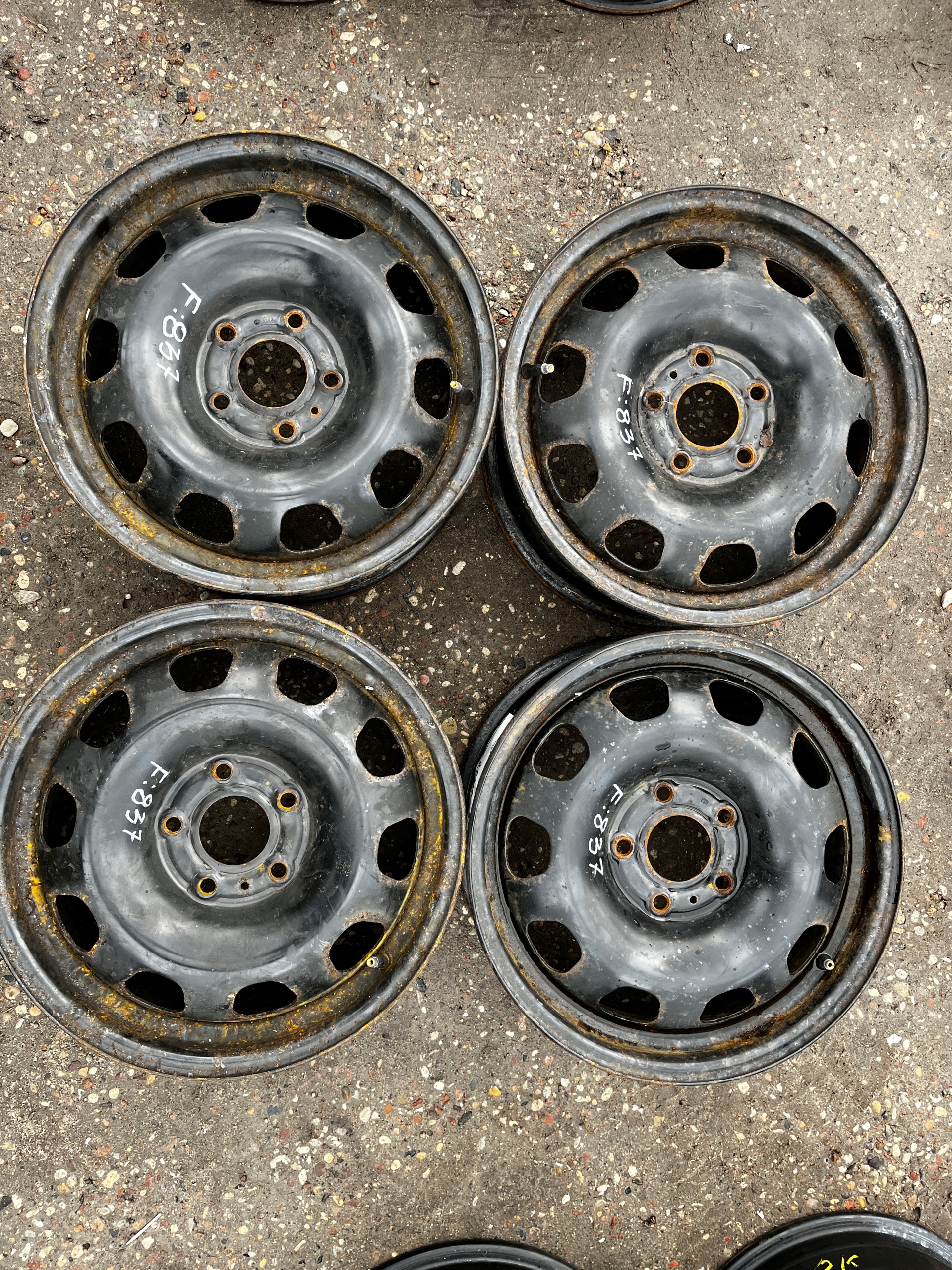 FELGI STALOWE 6,5X16 5X114,3 ET50 DACIA DUSTER RENAULT CZUJNIKI