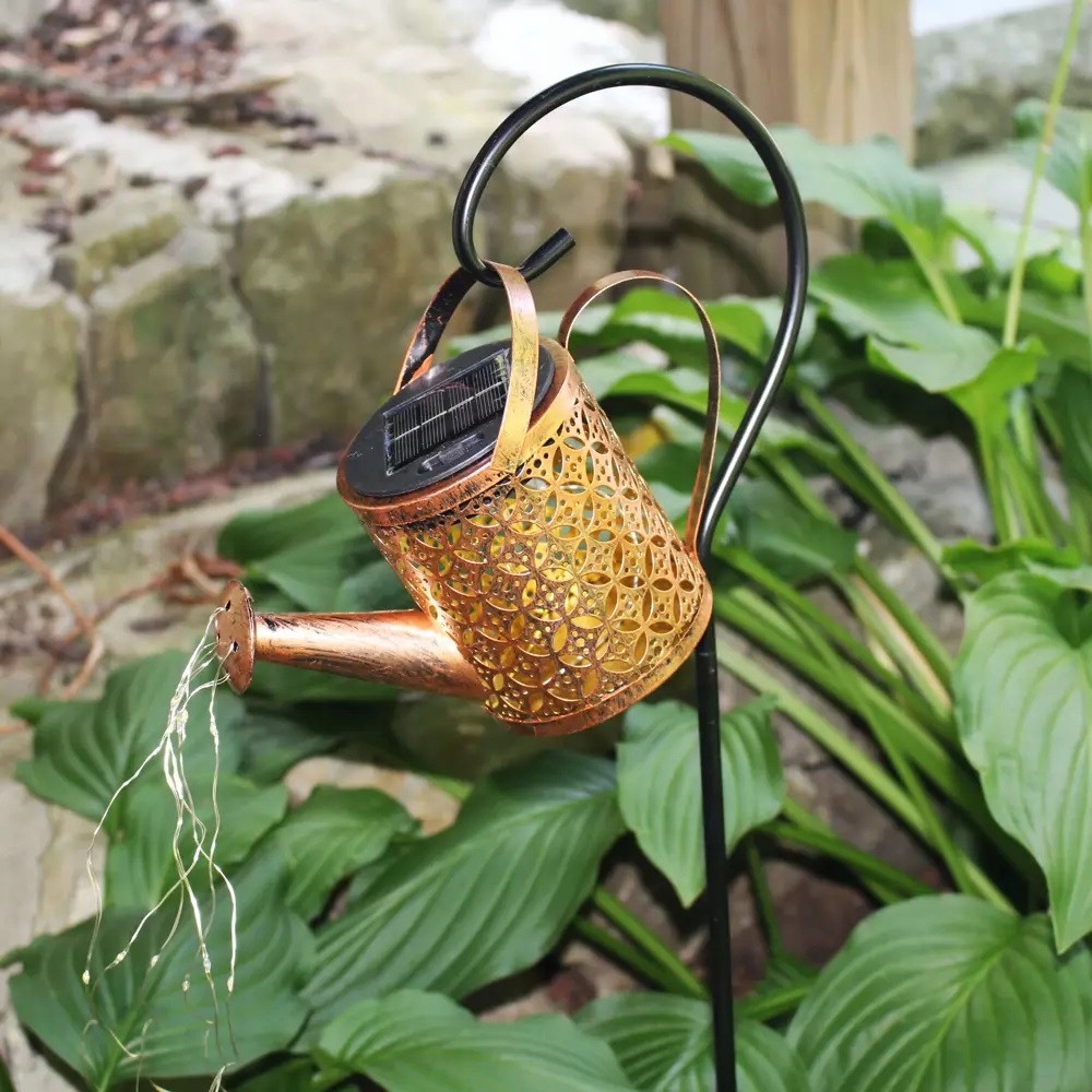 Ogrodowa lampa solarna LED Konewka | 95 cm, 600 mAh Kod producenta METALOWA KONEWKA OZDOBA